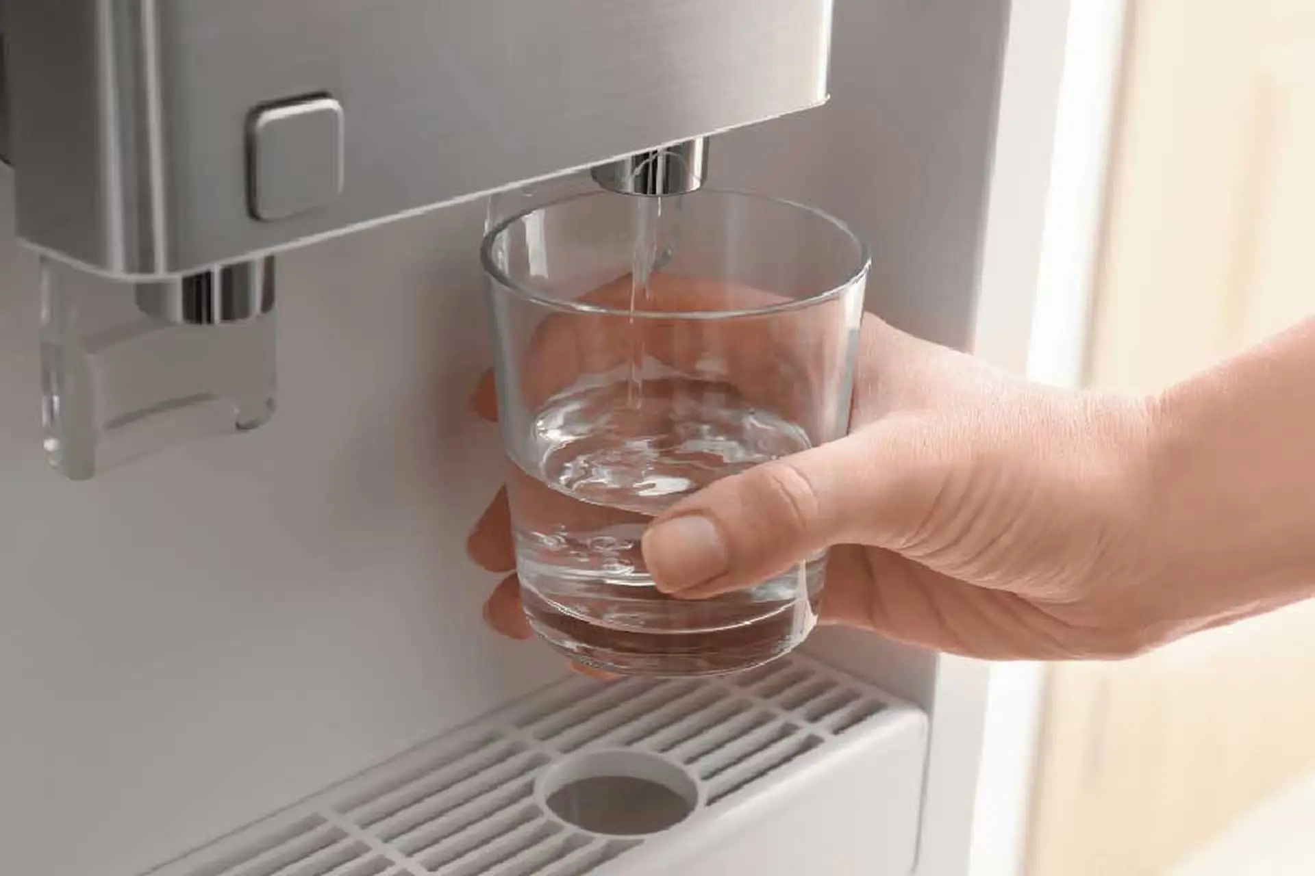 Khám phá các mẫu máy lọc nước giá 5 triệu tốt nhất 2025: Tiết kiệm nhưng vẫn chất lượng