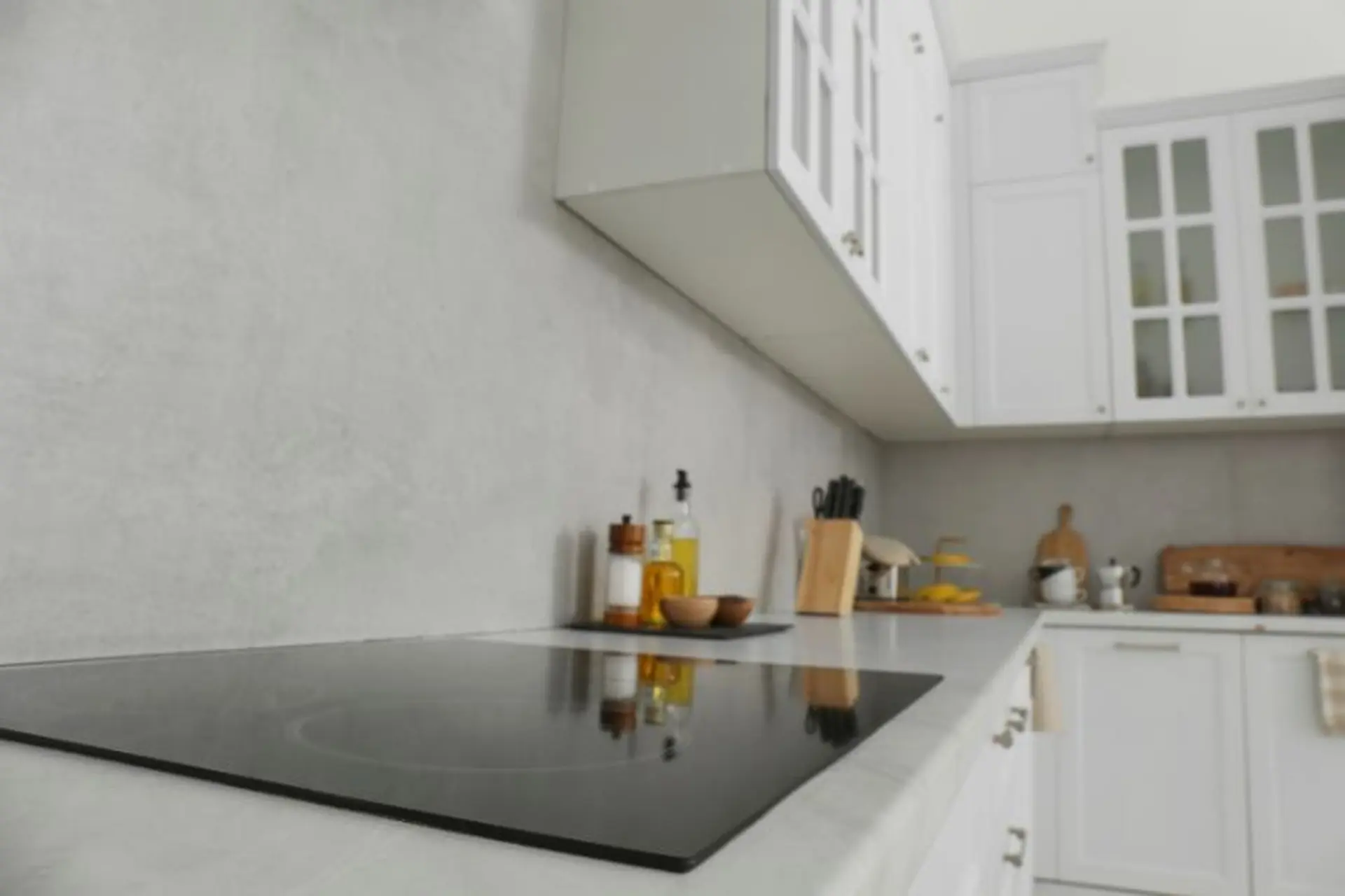 Tìm mua bếp từ ở đâu quận 4 TP.HCM? Danh sách các cửa hàng uy tín và sản phẩm chất lượng cho bạn