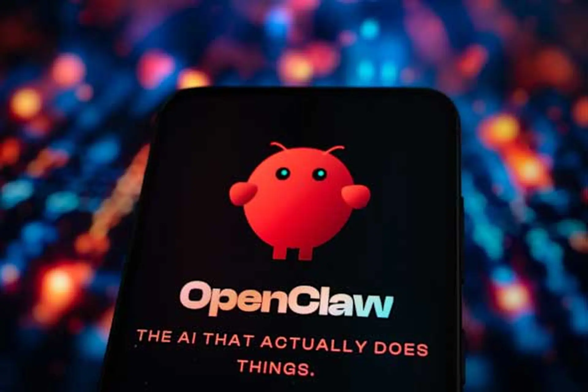 OpenClaw gây chú ý với AI agent tự làm việc thay con người
