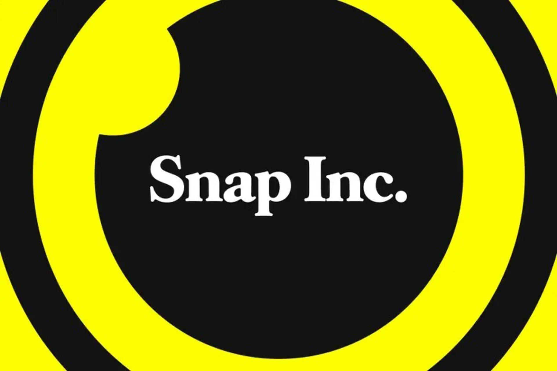 Snapchat hủy bỏ thiết kế đơn giản mới sau khi mất thêm người dùng tại Bắc Mỹ
