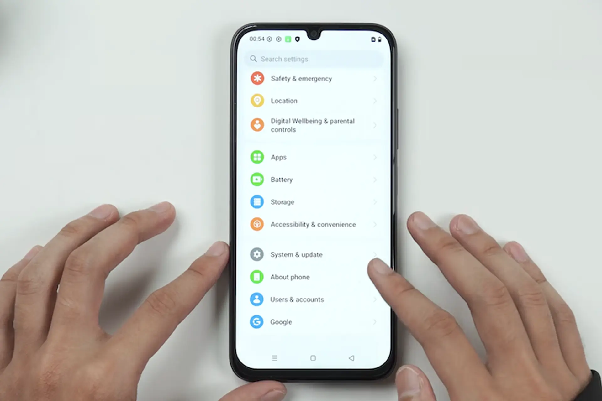 So sánh Galaxy A08 và OPPO A6c: Cuộc đối đầu đáng chú ý trong phân khúc smartphone phổ thông