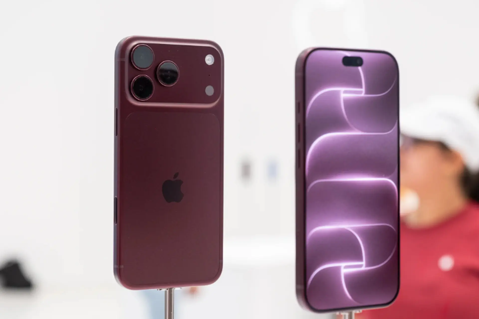So sánh iPhone 18 Pro Max và iPhone 15 Pro: Sau 3 thế hệ, đã đến lúc lên đời chưa?