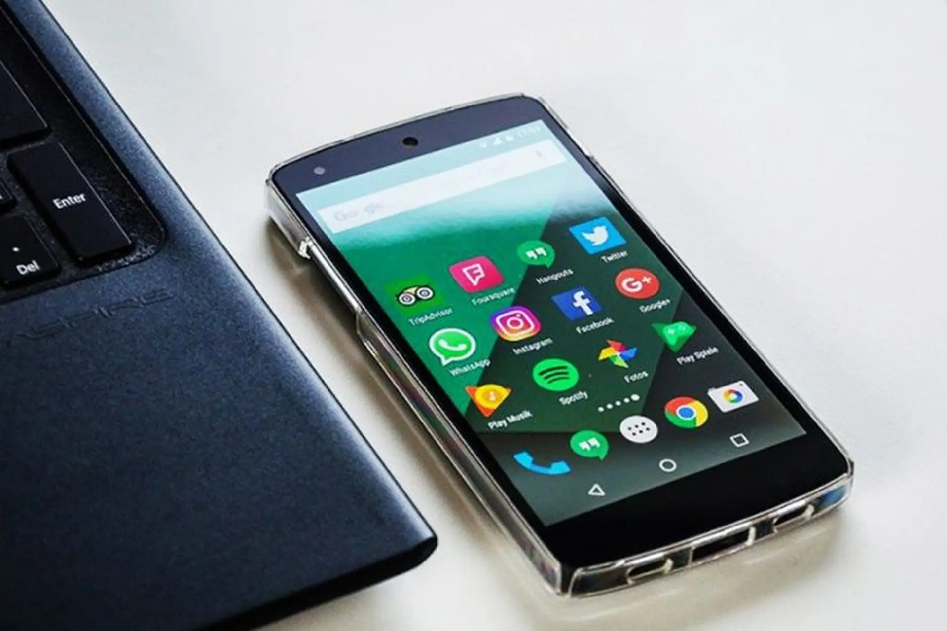 So sánh màn hình IPS LCD và LTPS LCD: Đâu là những khác biệt rõ rệt nhất giữa hai loại?