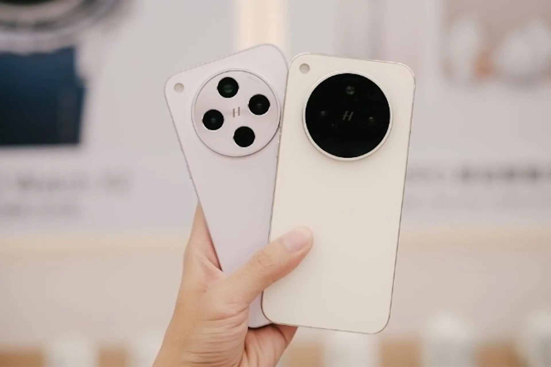 So sánh OPPO Find X8s và Find X8 Ultra chi tiết về thiết kế, hiệu năng và camera