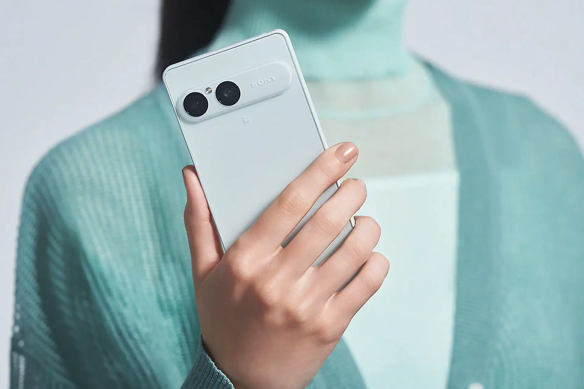 Sony Xperia 10 VIII ra mắt: Snapdragon 6 Gen 3 tái xuất, màn hình sáng hơn 50%