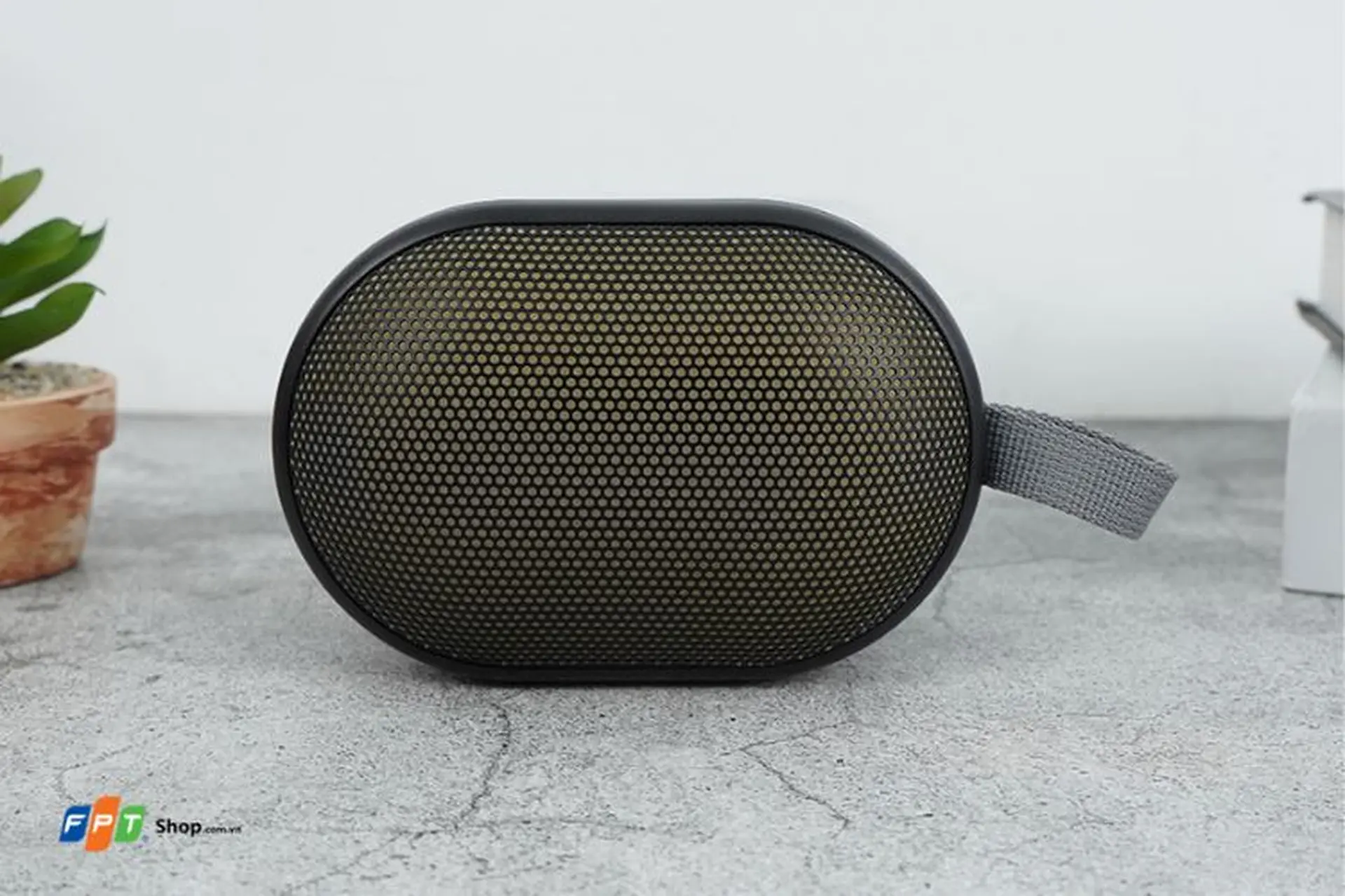 Loa Bluetooth Anker Soundcore Pyro Mini: Chiếc loa nhỏ gọn với mức giá cực kỳ hấp dẫn