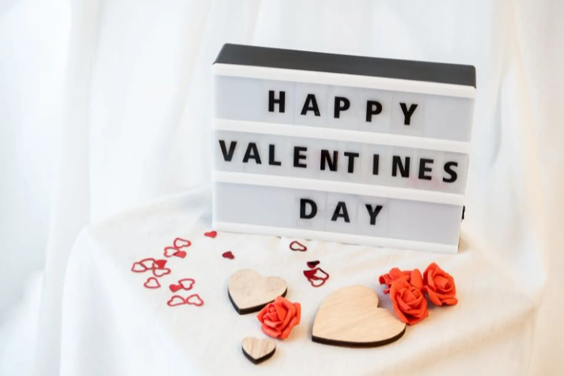 Khám phá 30 STT Valentine cho bạn trai cực hay giúp bạn thể hiện tình cảm chân thành của mình