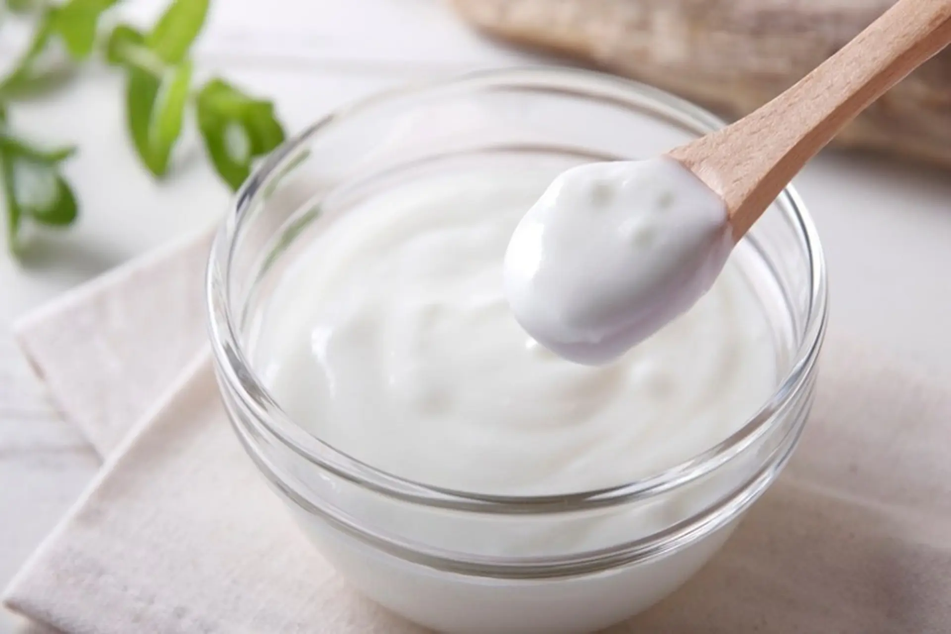 Sữa chua không đường Vinamilk bao nhiêu calo? Bí mật dinh dưỡng và lợi ích cho sức khỏe