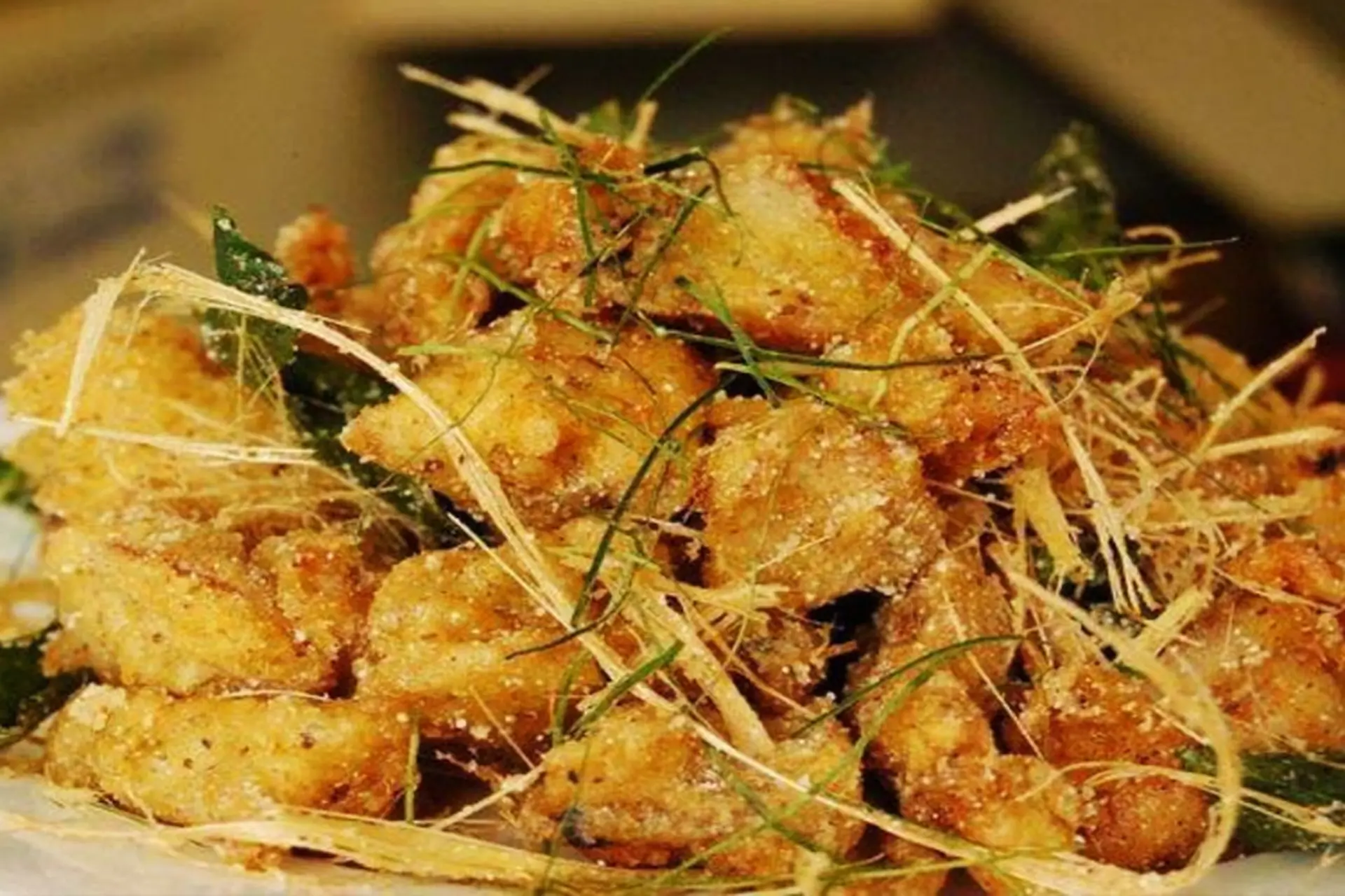 Tự tay làm sụn gà rang muối giòn rụm, chuẩn vị nhà hàng - Món ngon đưa cơm không thể bỏ qua