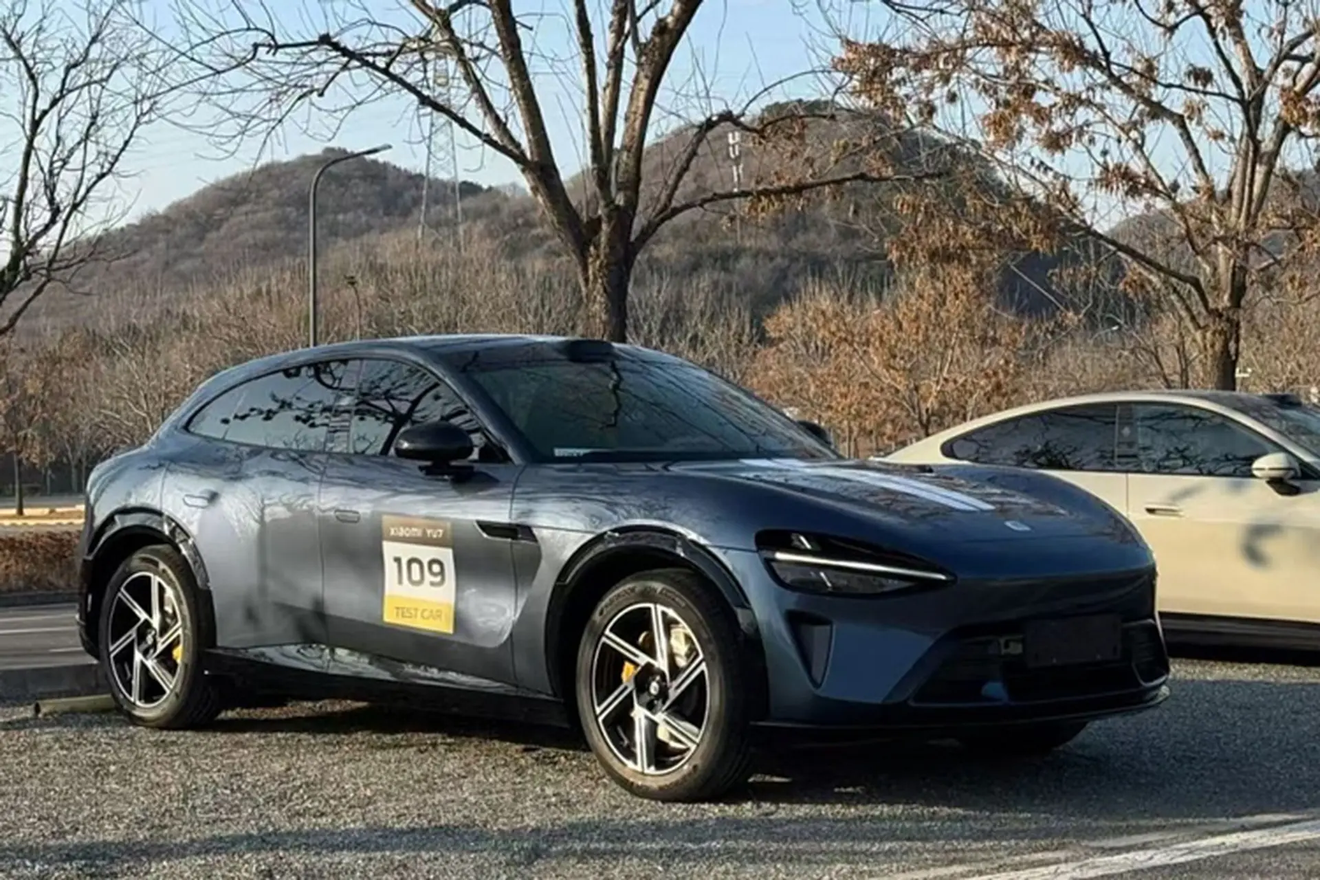 SUV YU7 của Xiaomi lộ diện trước khi ra mắt