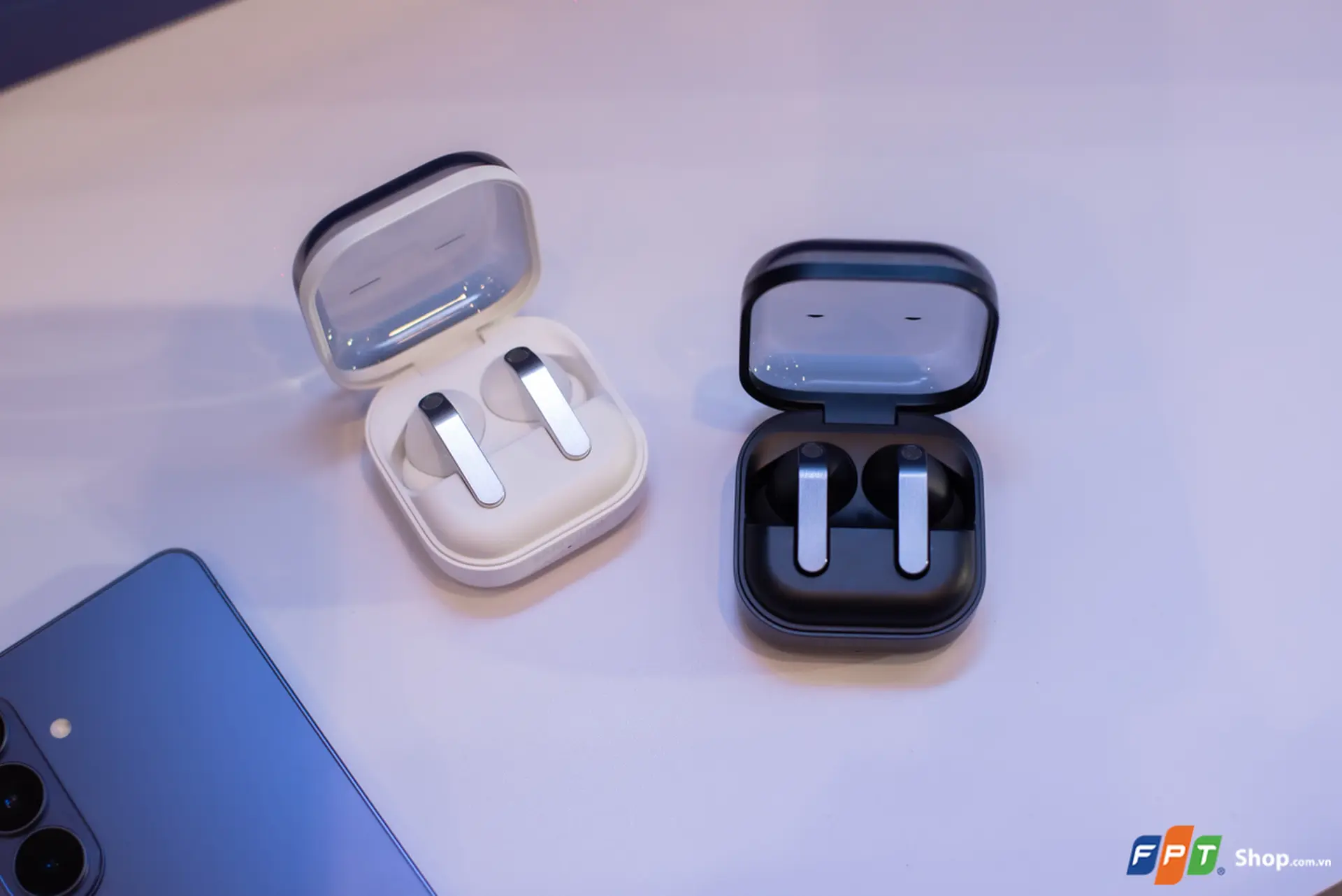 Tai nghe Galaxy Buds4 Series ra mắt có gì mới về âm thanh và AI?