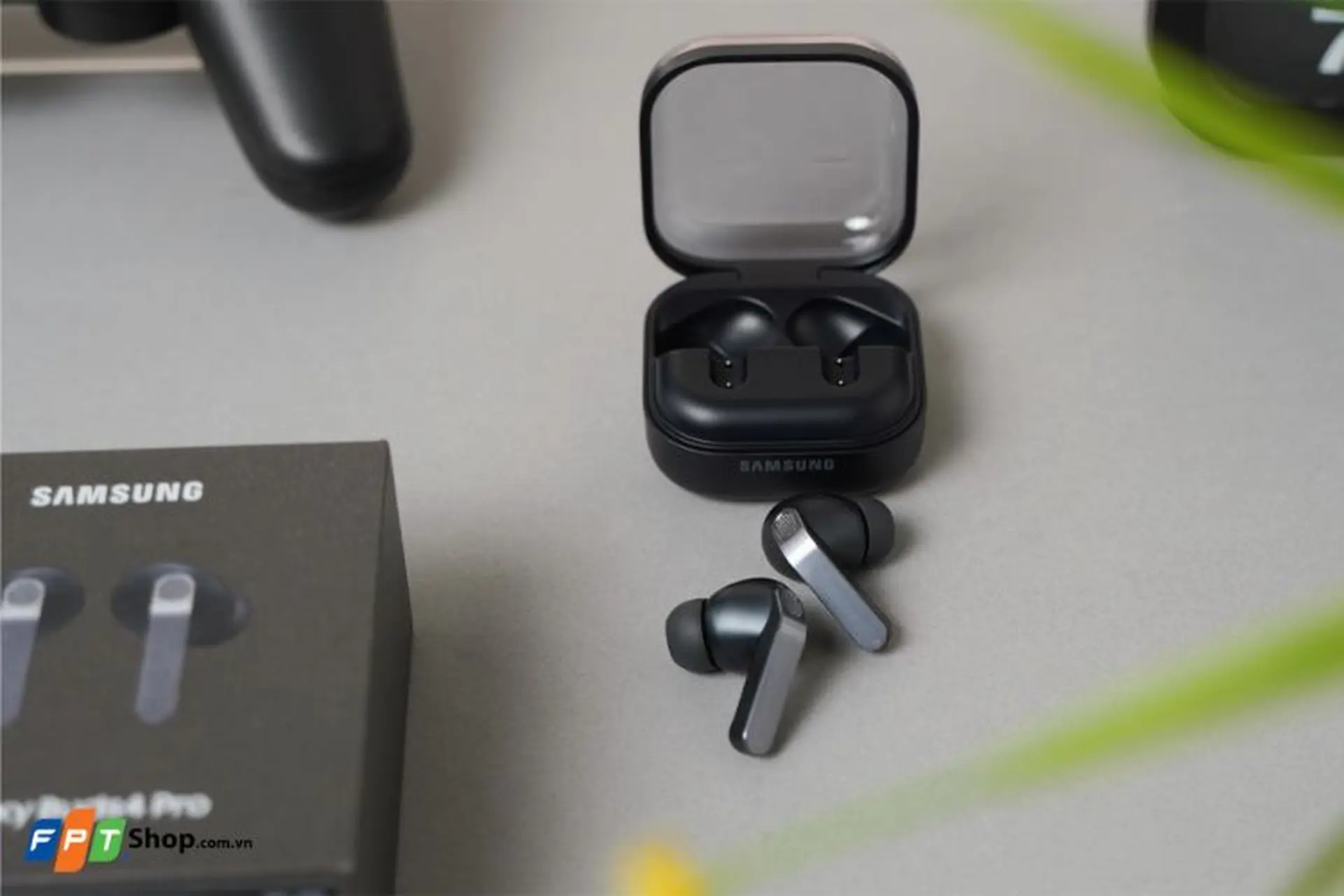 Tai nghe True Wireless nào tốt? Top 5 lựa chọn đáng mua với âm thanh chất lượng và nhiều tính năng nổi bật