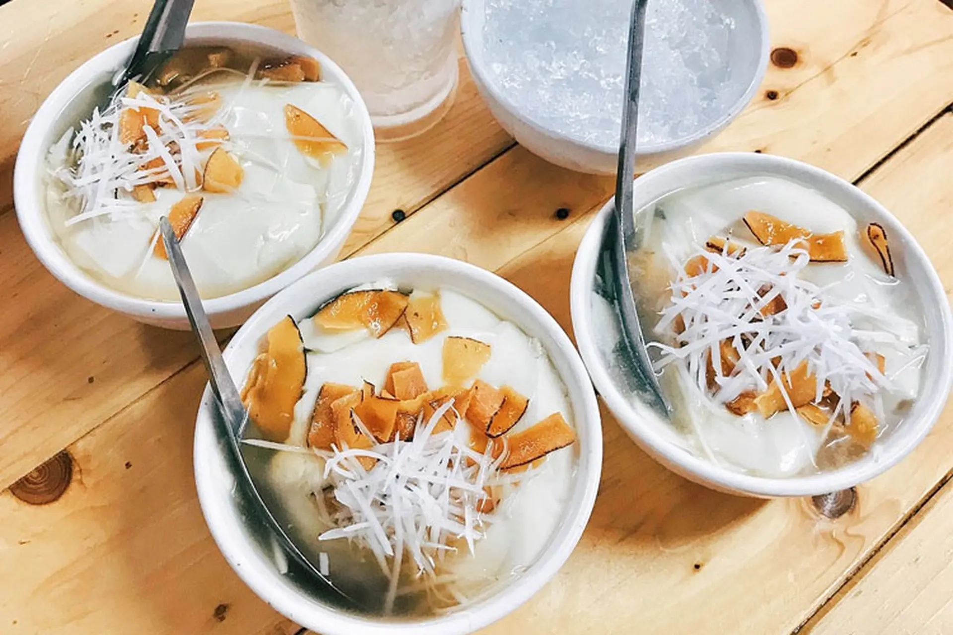Tào phớ bao nhiêu calo? Lưu ý sử dụng và bảo quản tào phớ đúng cách để đảm bảo sức khỏe