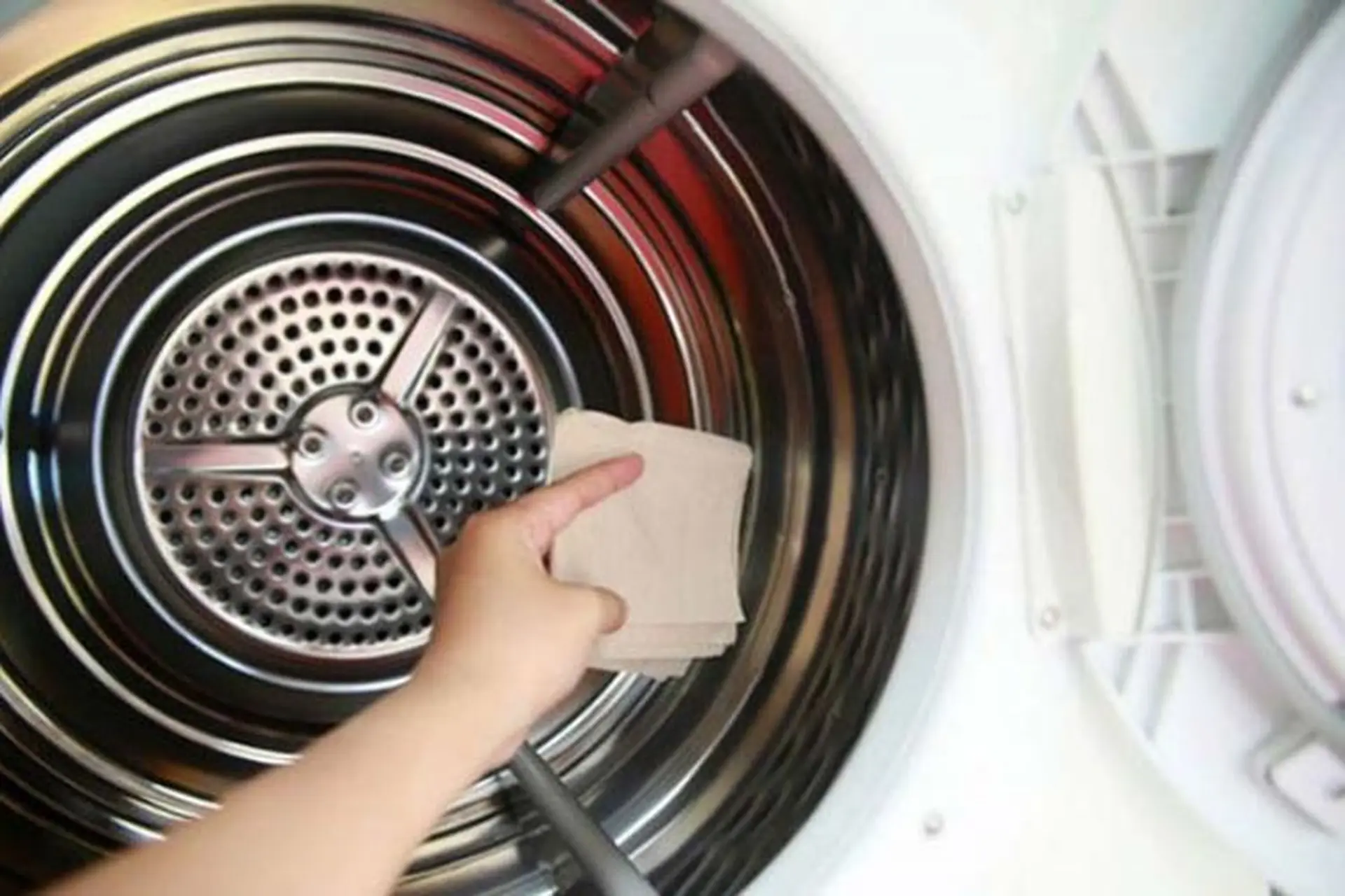 Hướng dẫn các cách tẩy lồng máy giặt đơn giản ngay tại nhà với những nguyên liệu quen thuộc