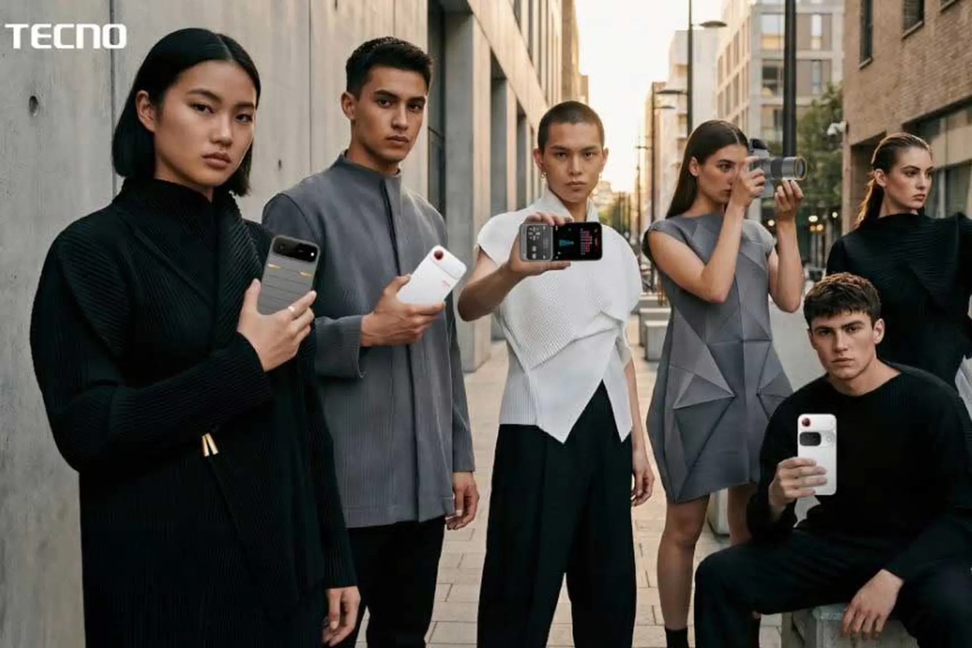TECNO hé lộ concept smartphone mô-đun siêu mỏng 4,9 mm