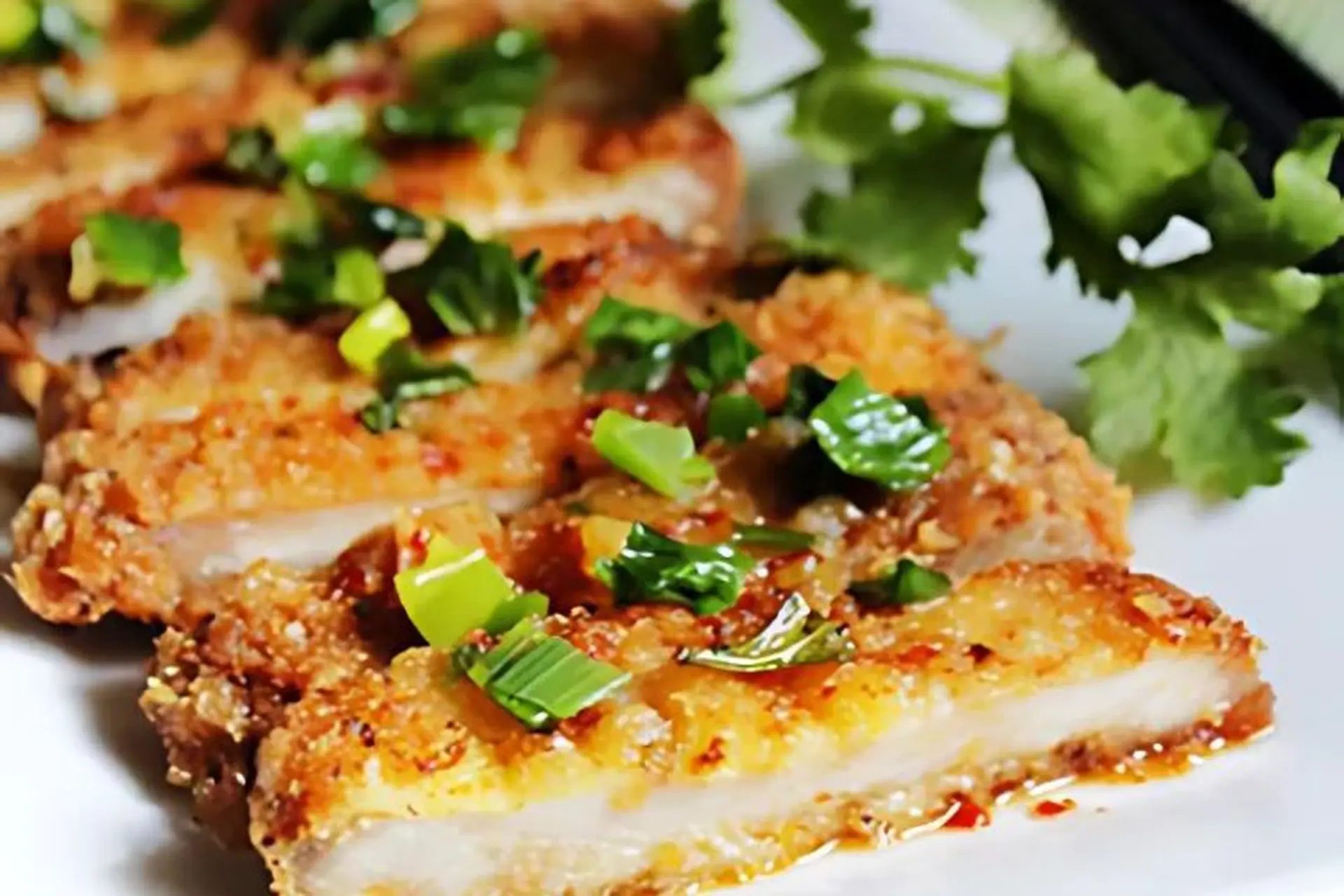 Hướng dẫn cách làm thịt heo chiên giòn tẩm mỡ hành thơm ngon, chuẩn vị nhà làm