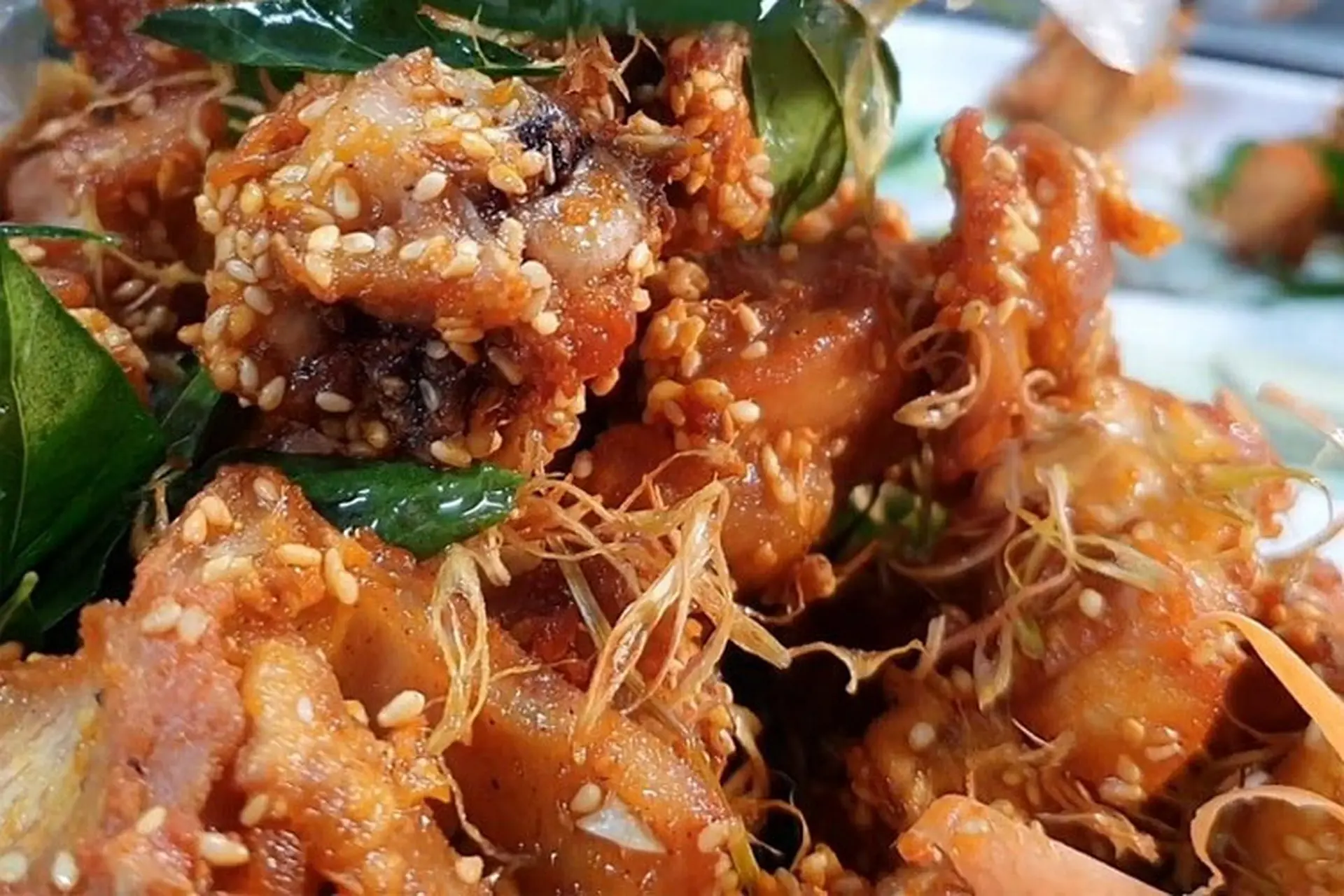 Lưu ngay công thức làm thịt thỏ chiên vừng giòn rụm, "ngon hết sảy" tại nhà