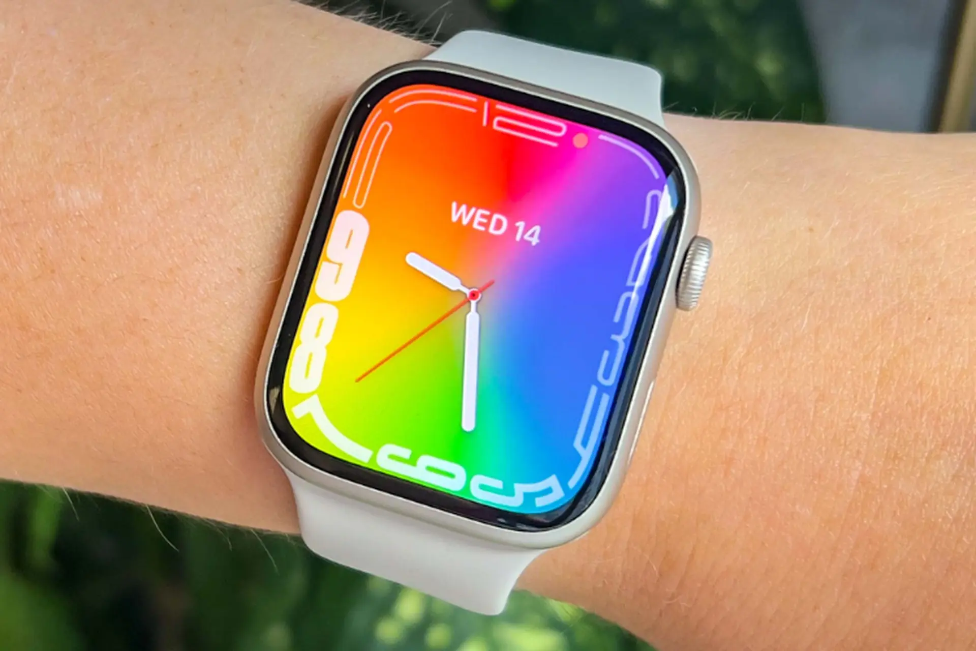 Thời lượng pin Apple Watch Series 8 là bao lâu? Giải đáp chi tiết và mẹo tiết kiệm pin
