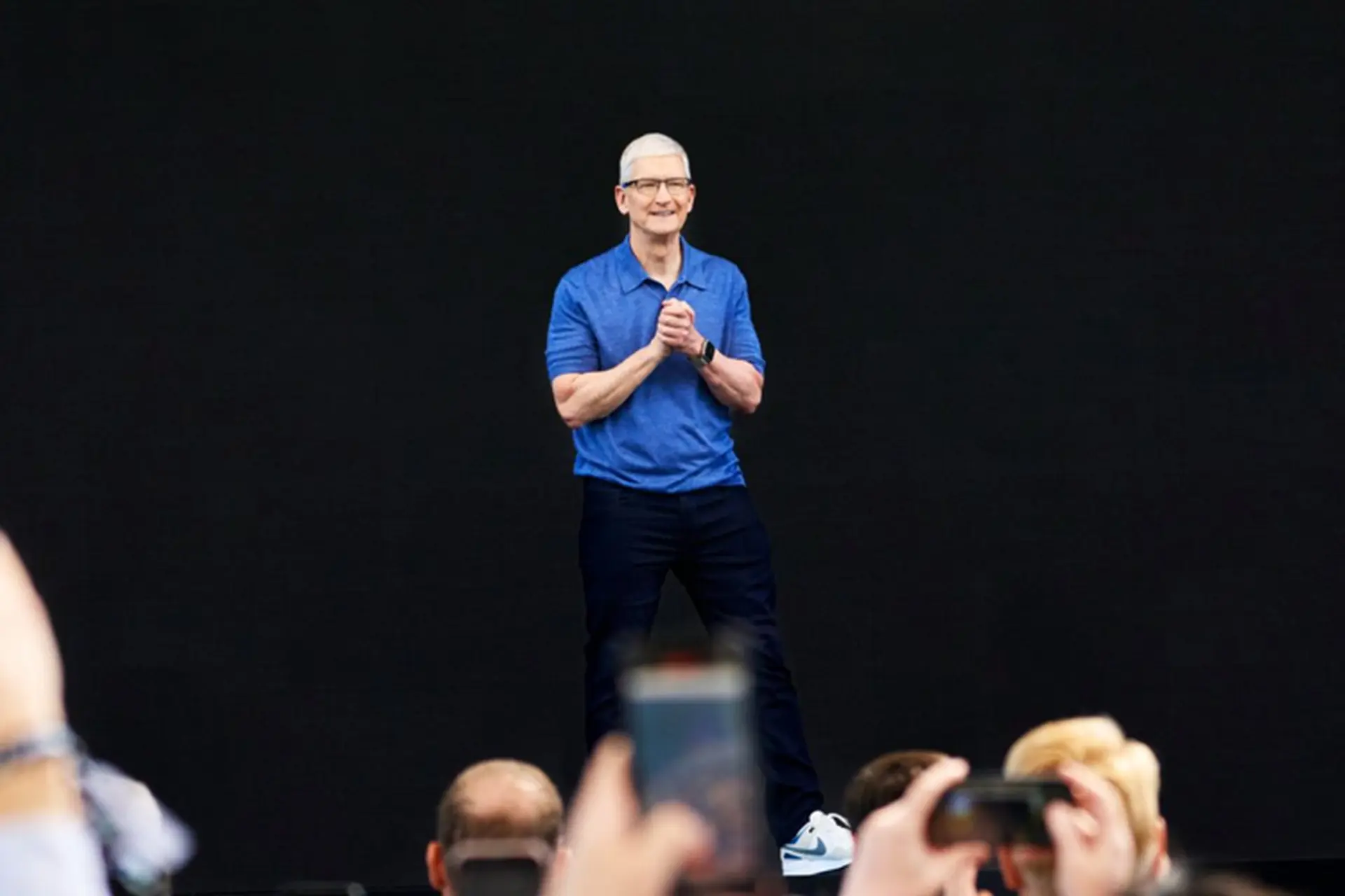 Tim Cook được minh oan sau cáo buộc vi phạm lao động tại Apple