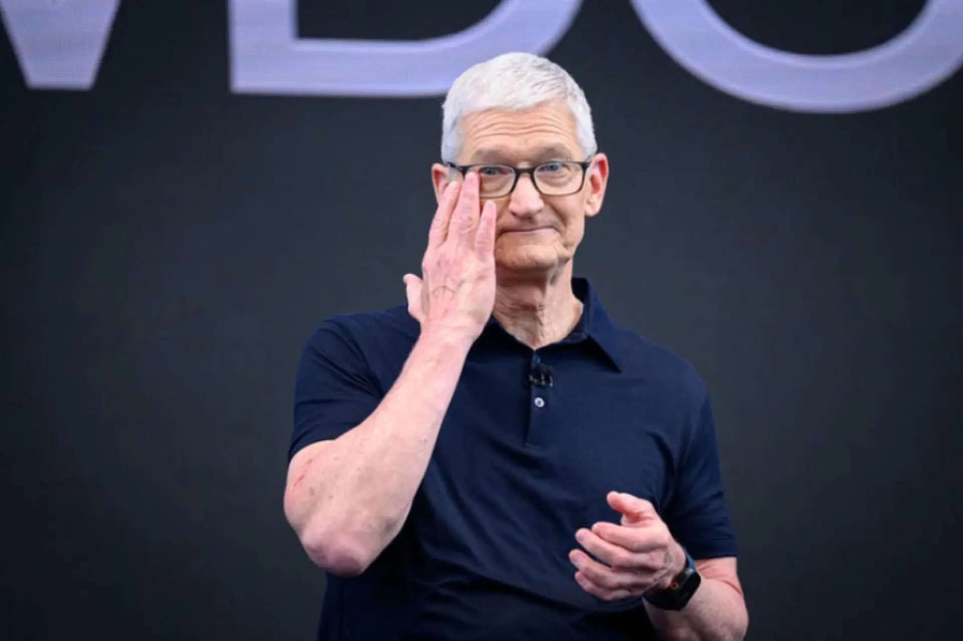 Tim Cook là ai? Hành trình từ kỹ sư công nghiệp đến CEO quyền lực của Apple