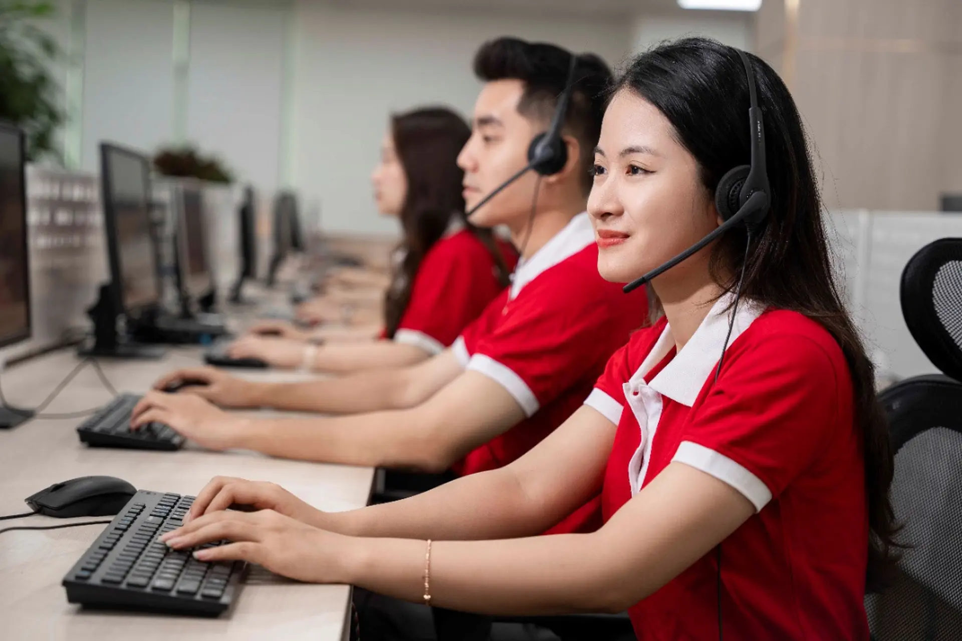 Tổng hợp số tổng đài Viettel 2026: Danh sách các hotline CSKH của các dịch vụ thuộc hệ thống Viettel