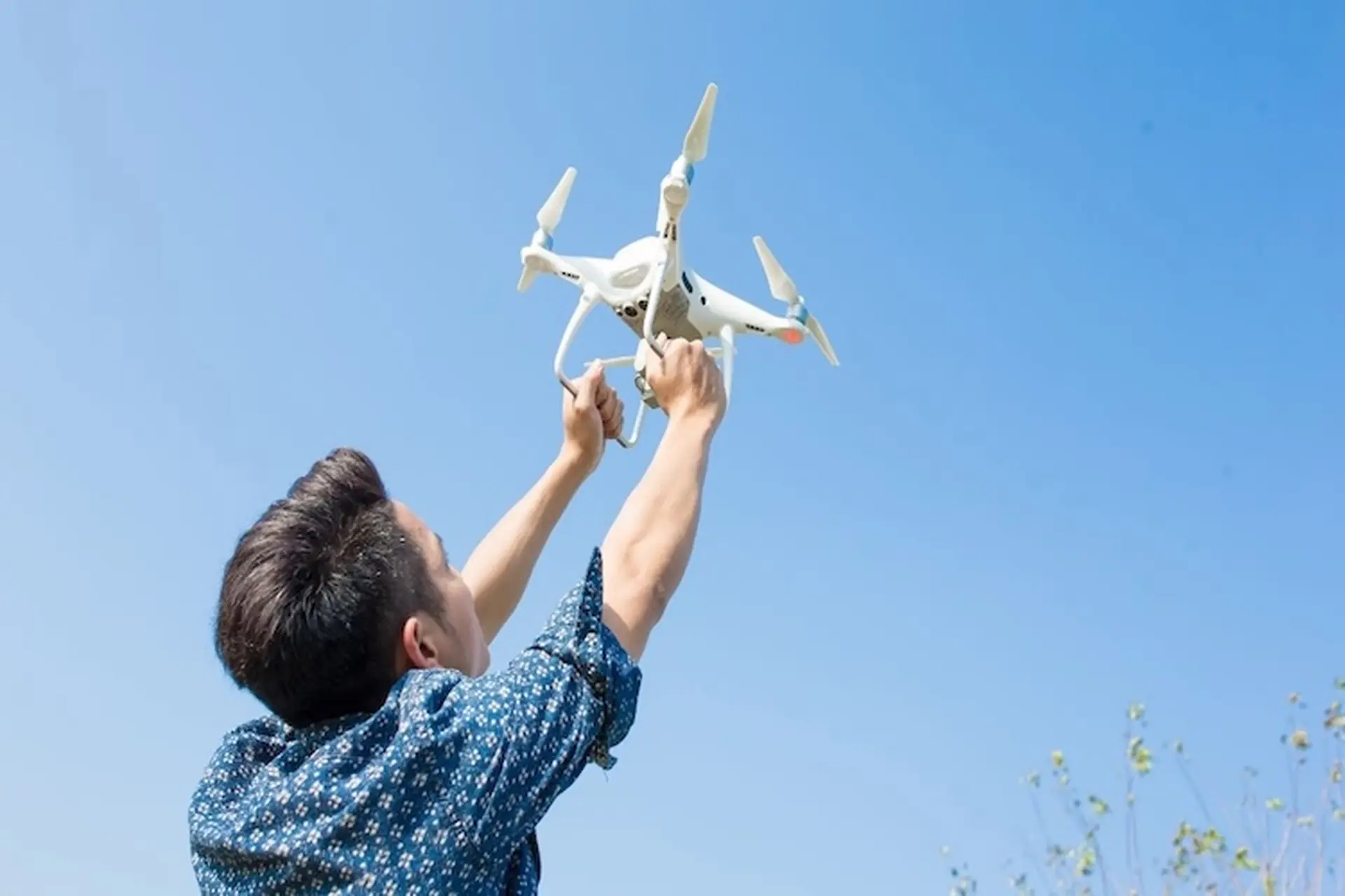 Top flycam phù hợp cho người mới bắt đầu: Dễ bay, gọn nhẹ, đáng cân nhắc năm 2026
