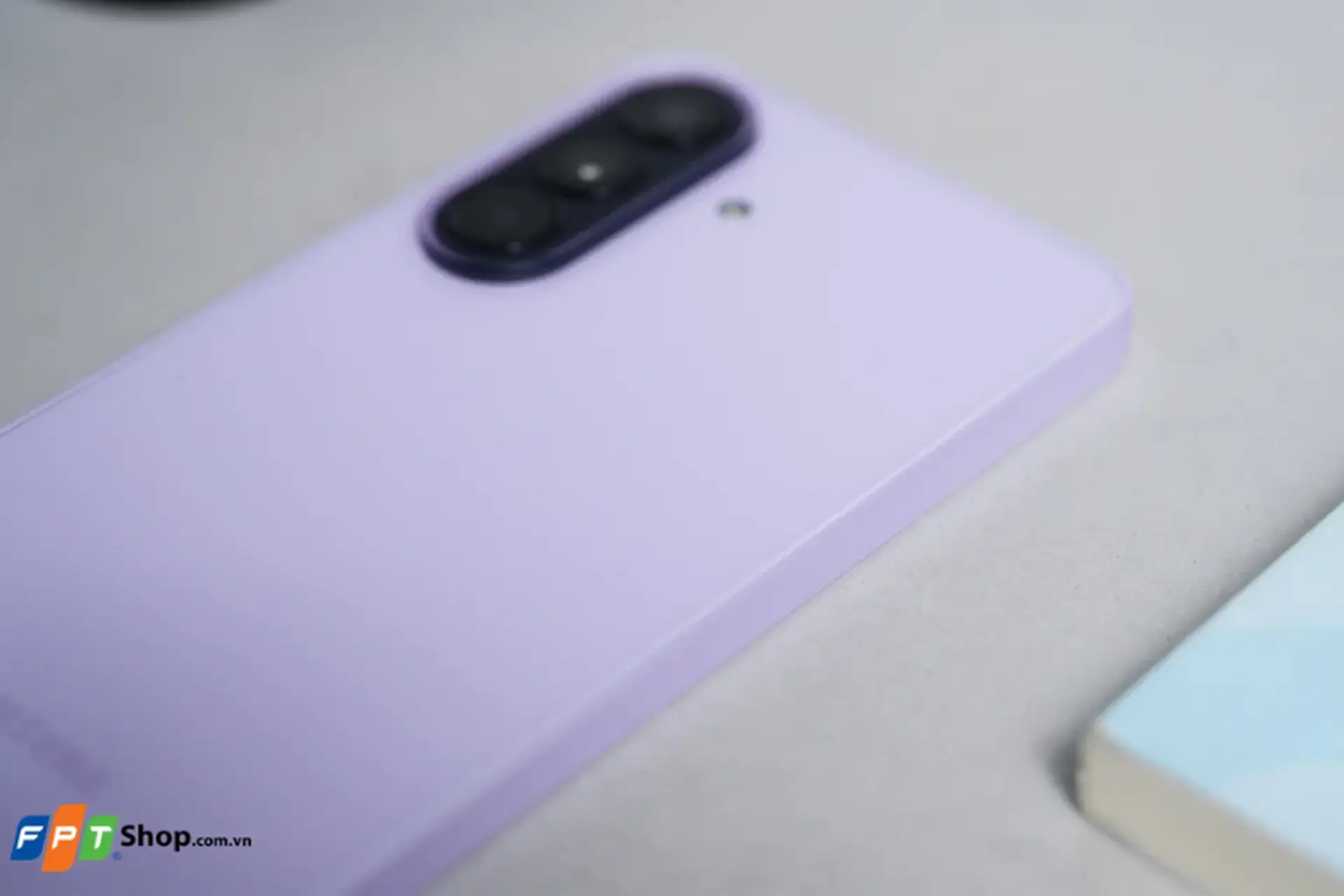 Trên tay Galaxy A37 5G: Thiết kế trẻ trung, pin lớn, Exynos ổn định cùng loạt AI tiện ích