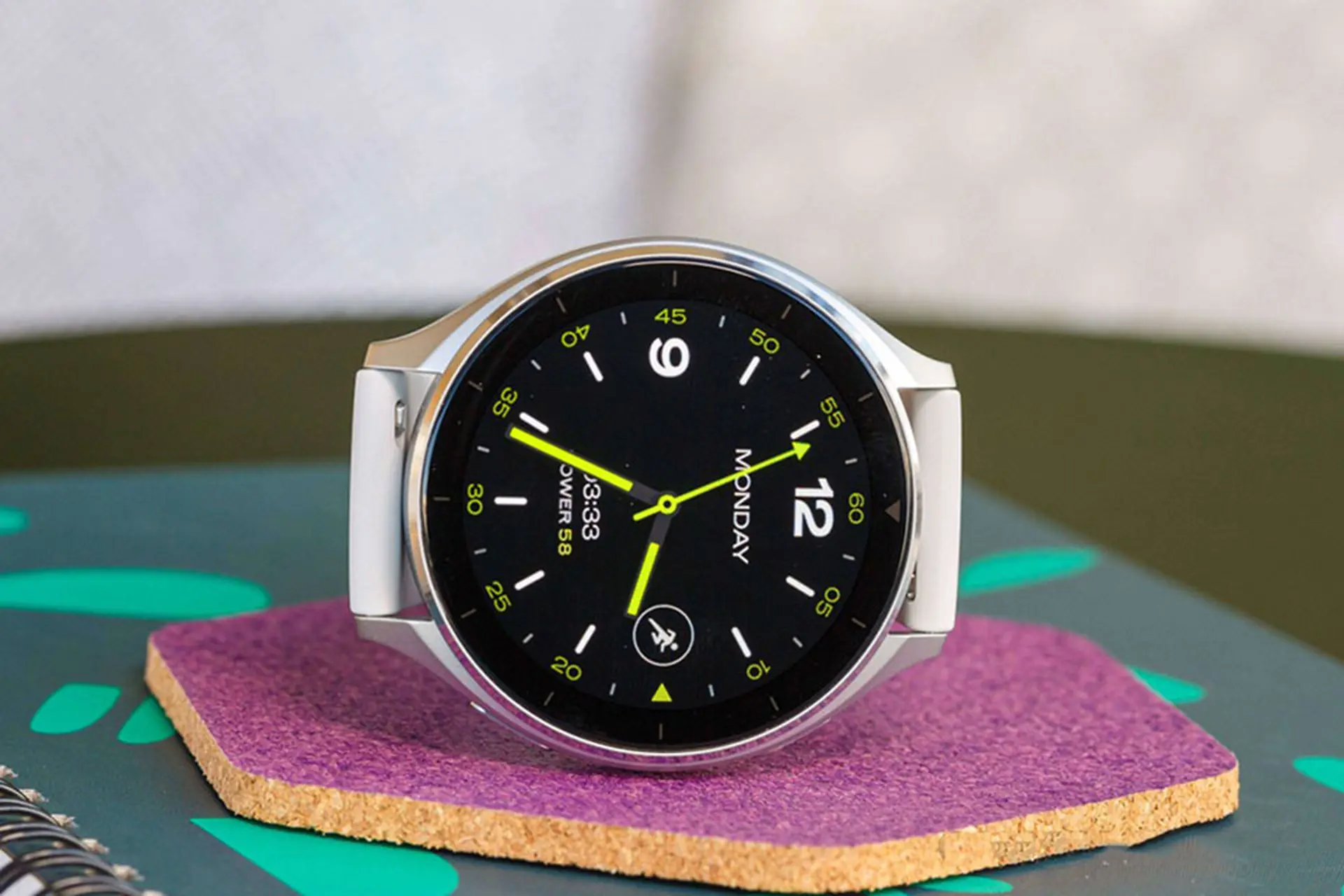 Trên tay Xiaomi Watch 2: Thiết kế hiện đại, Wear OS tiện lợi và trải nghiệm thông minh