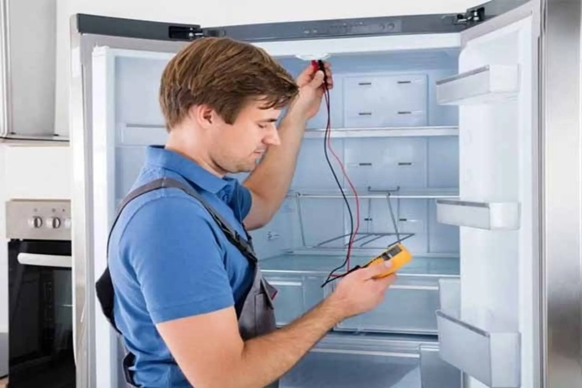 Tủ lạnh bị chạm mạch điện: Dấu hiệu cảnh báo và biện pháp phòng tránh tại nhà