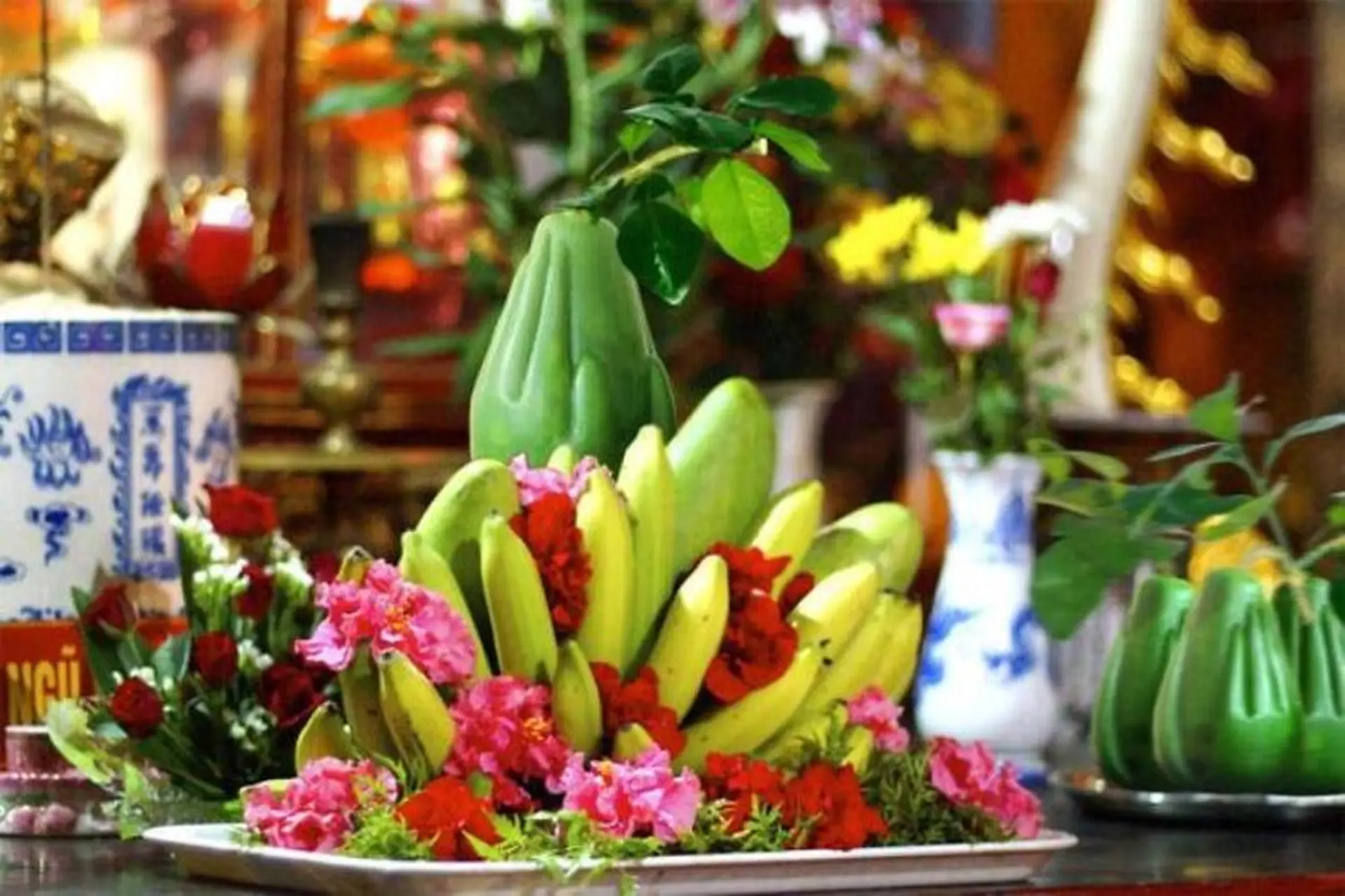 Tổng hợp các bài văn khấn mùng 1 hàng tháng tại nhà đúng chuẩn truyền thống cho mọi gia đình
