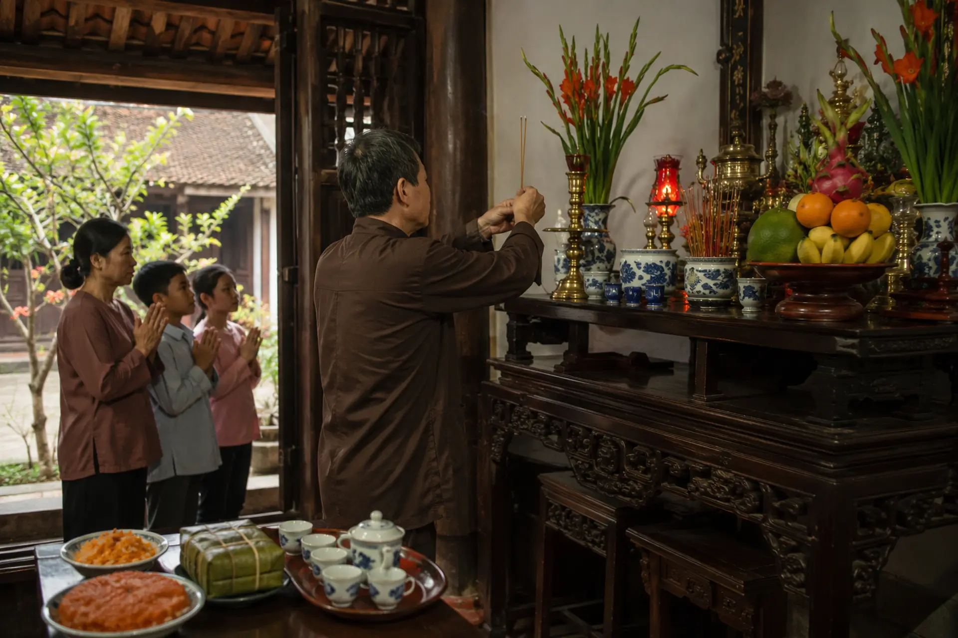 Văn khấn mùng 1 tháng 8 âm lịch năm 2026 tại nhà chi tiết, dễ đọc và đúng nghi lễ