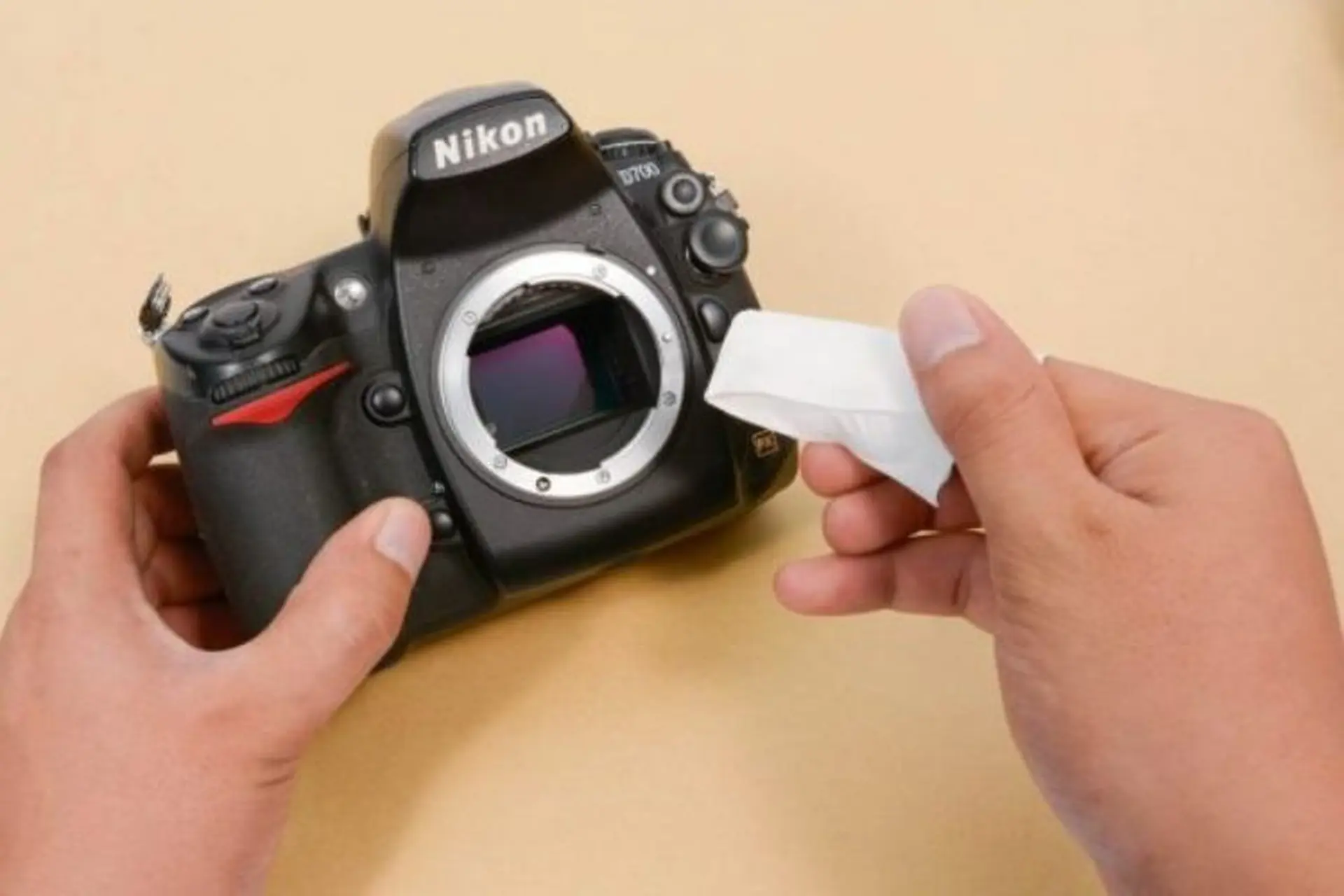 Hướng dẫn vệ sinh lens máy ảnh đúng cách và những lưu ý cần ghi nhớ khi thực hiện