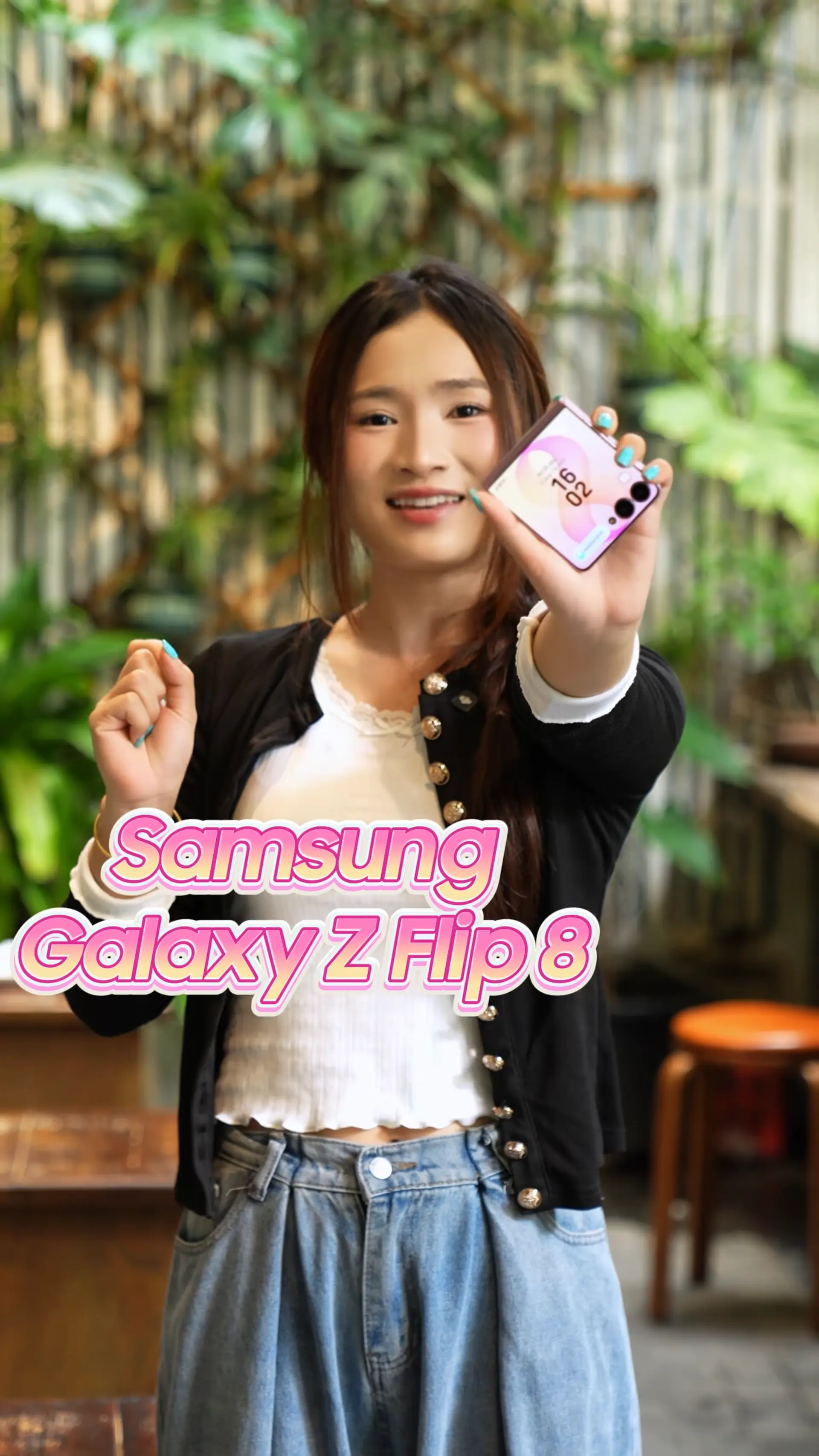 Đơn Giản Hóa Cuộc Sống Cùng Samsung Galaxy Z Flip8