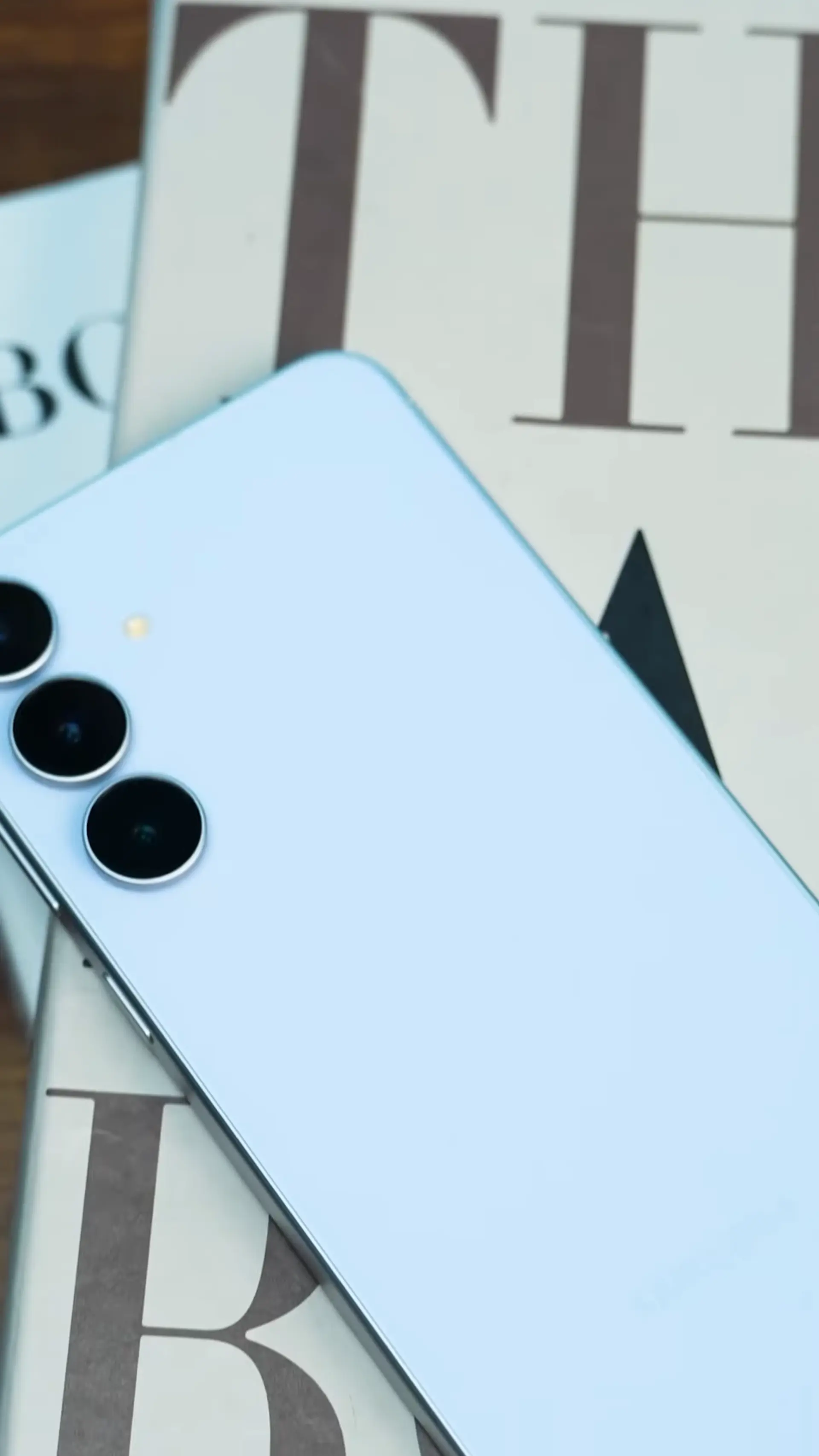 Unbox S25 FE: Cứ tưởng flagship mà giá mềm đến bất ngờ