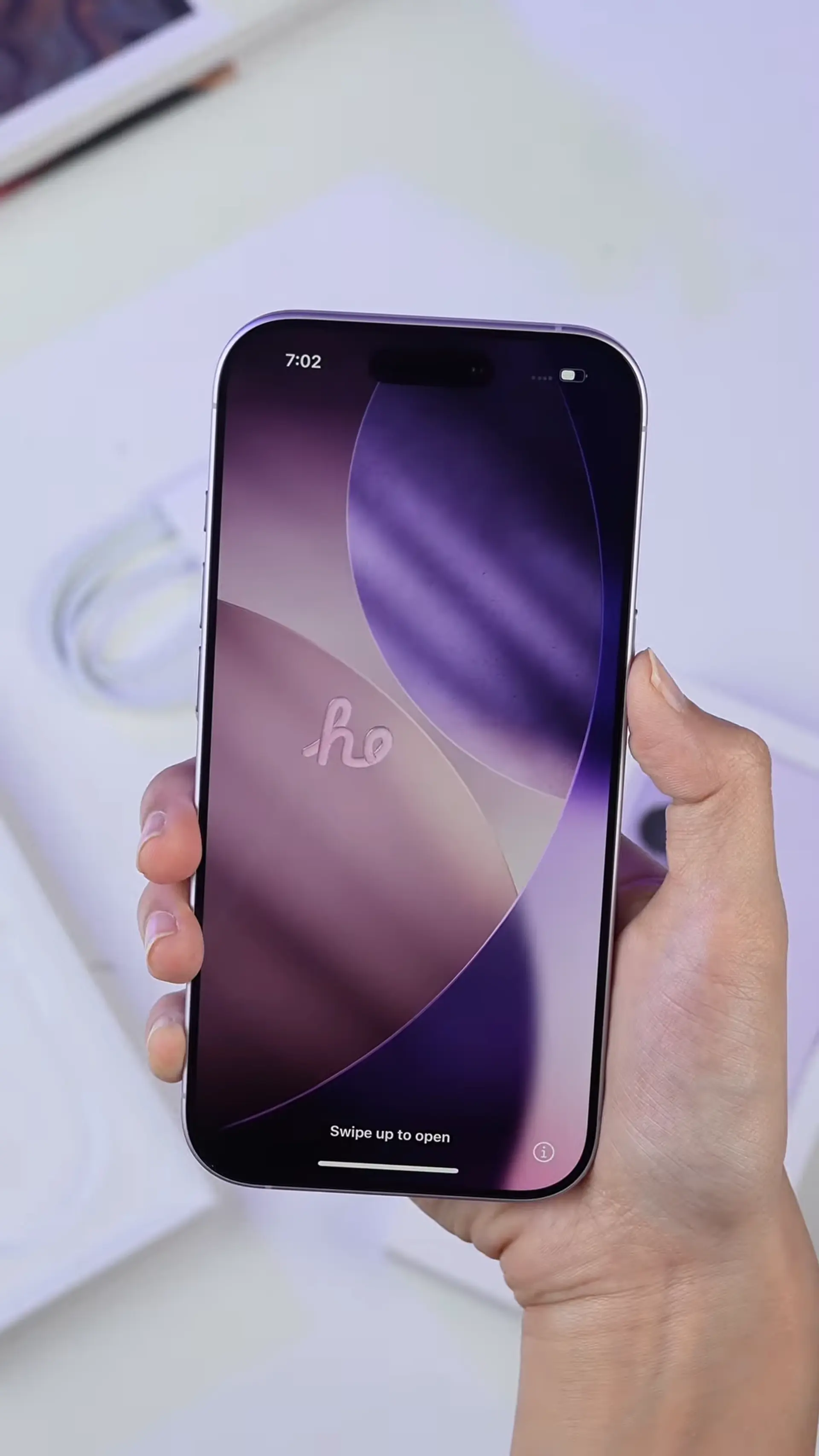 Unbox iPhone 17 màu tím oải hương #fptshop #shorts #unboxing