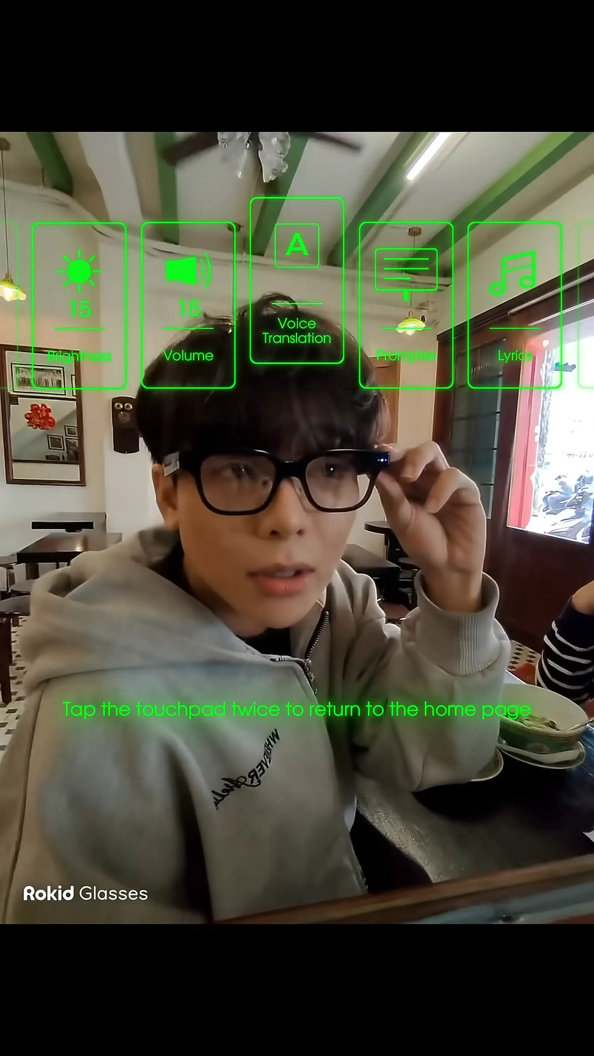 #shorts Hẹn hò với Pick me boy và vô tình quay lại được nhờ kính mắt thông minh Rokid