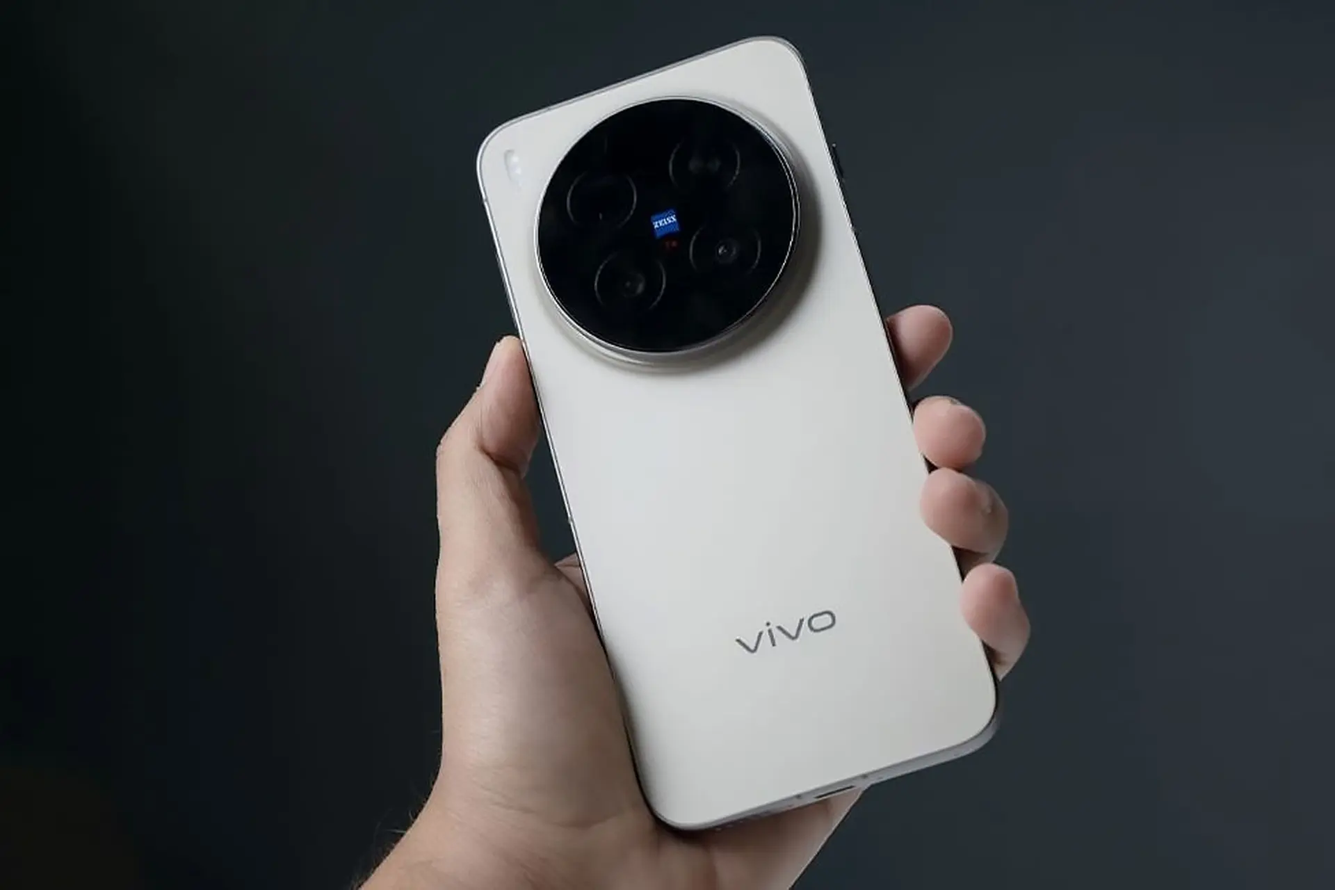 vivo X500 series ra mắt tháng 9: Bản Pro quay 4K 240 FPS, chống rung như gimbal