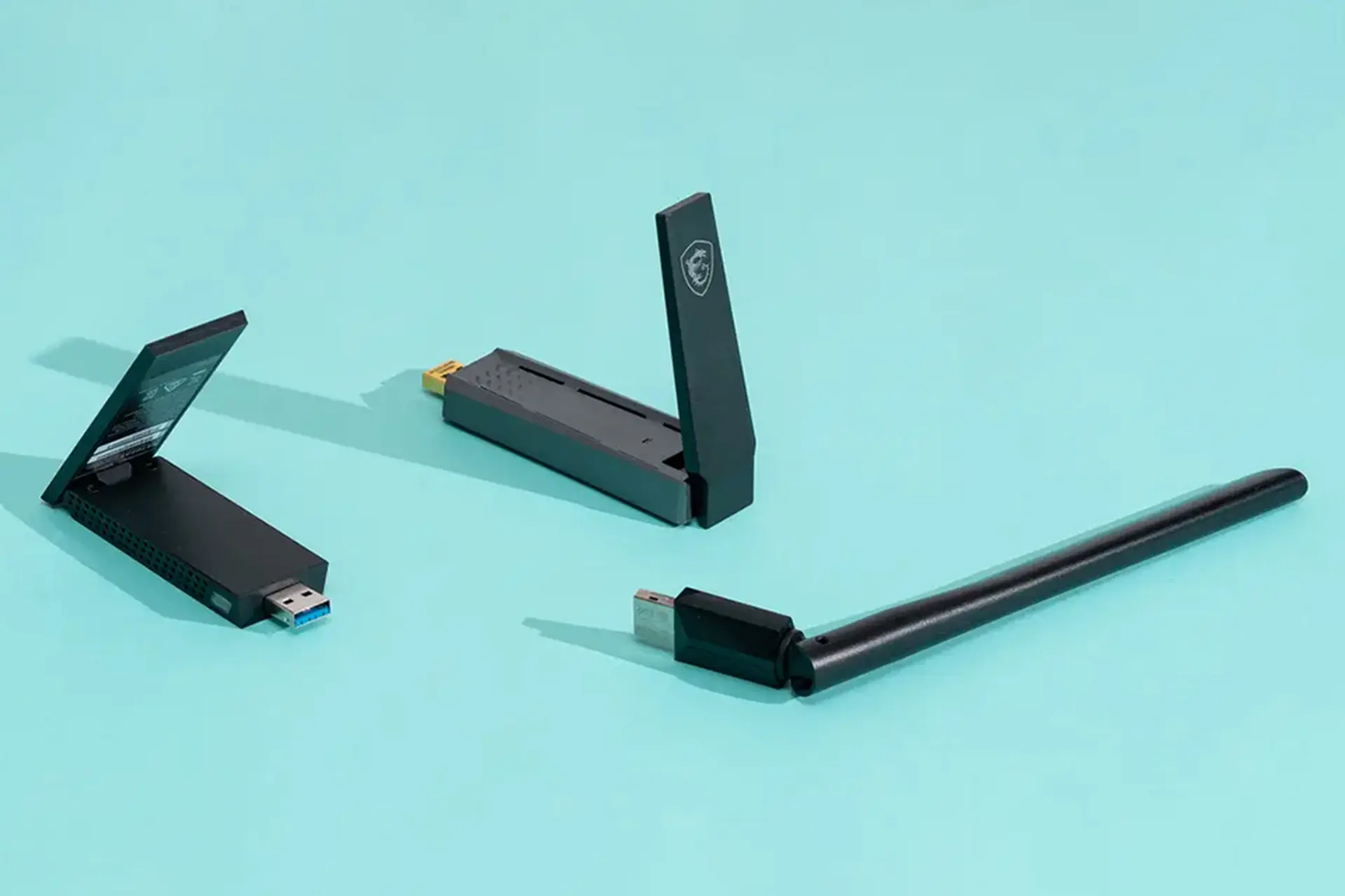 Wireless Adapter là gì? Tìm hiểu thiết bị giúp máy tính kết nối Wi-Fi cực dễ dàng