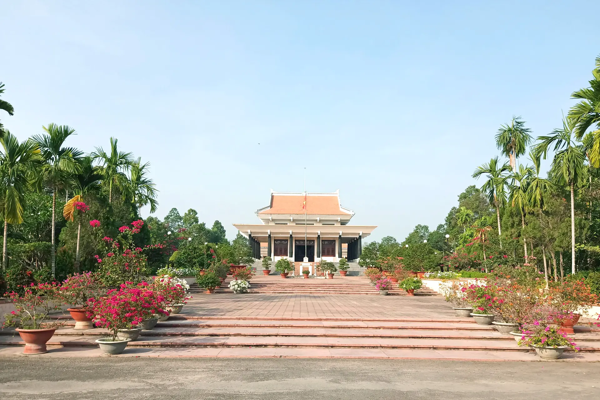 Xã Long Hồ của Vĩnh Long: Từ cải cách hành chính đến phát triển nông nghiệp