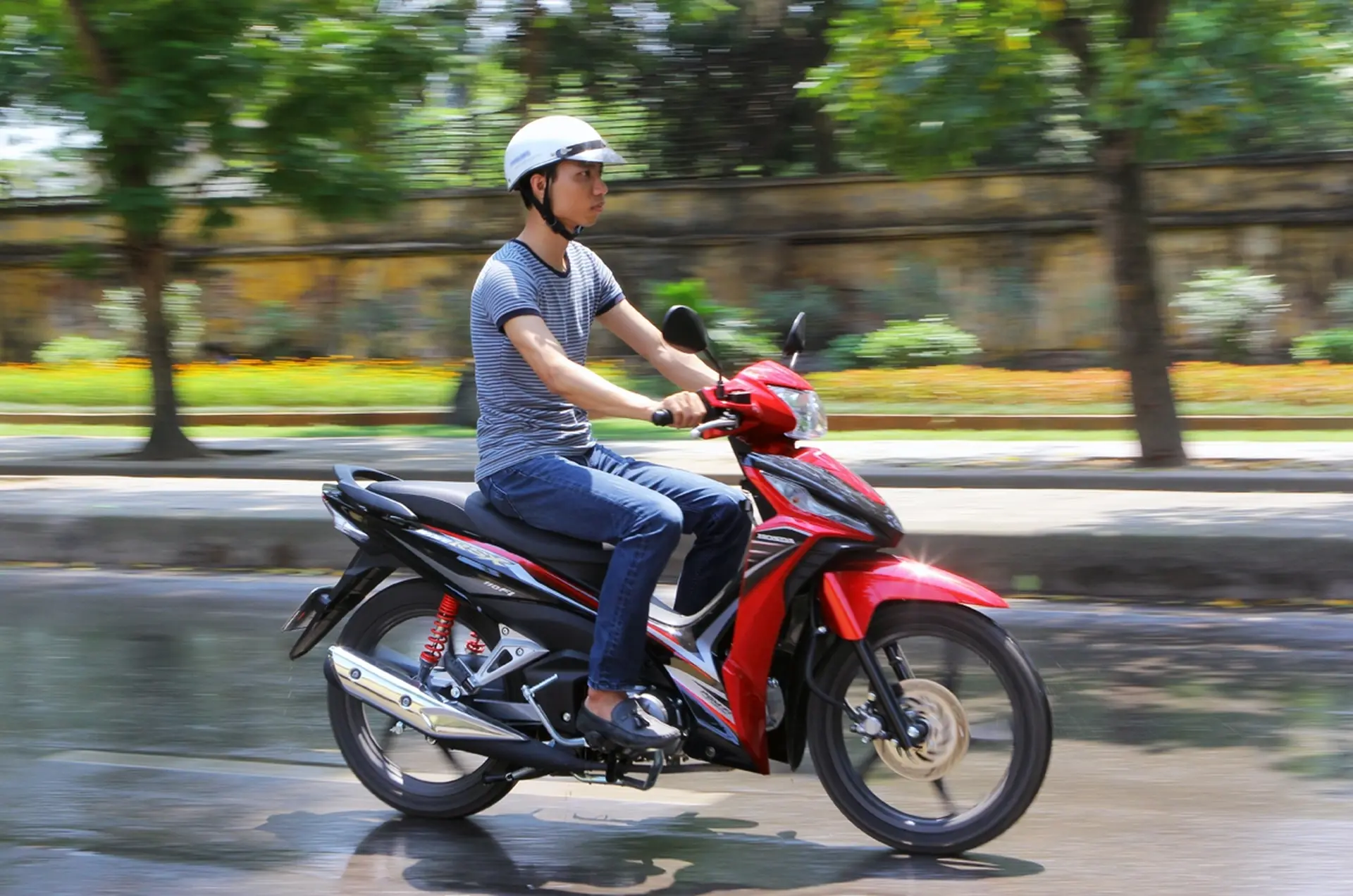 Xe máy bao nhiêu phân khối cần bằng lái? Hướng dẫn xác định đúng hạng GPLX cho từng loại xe