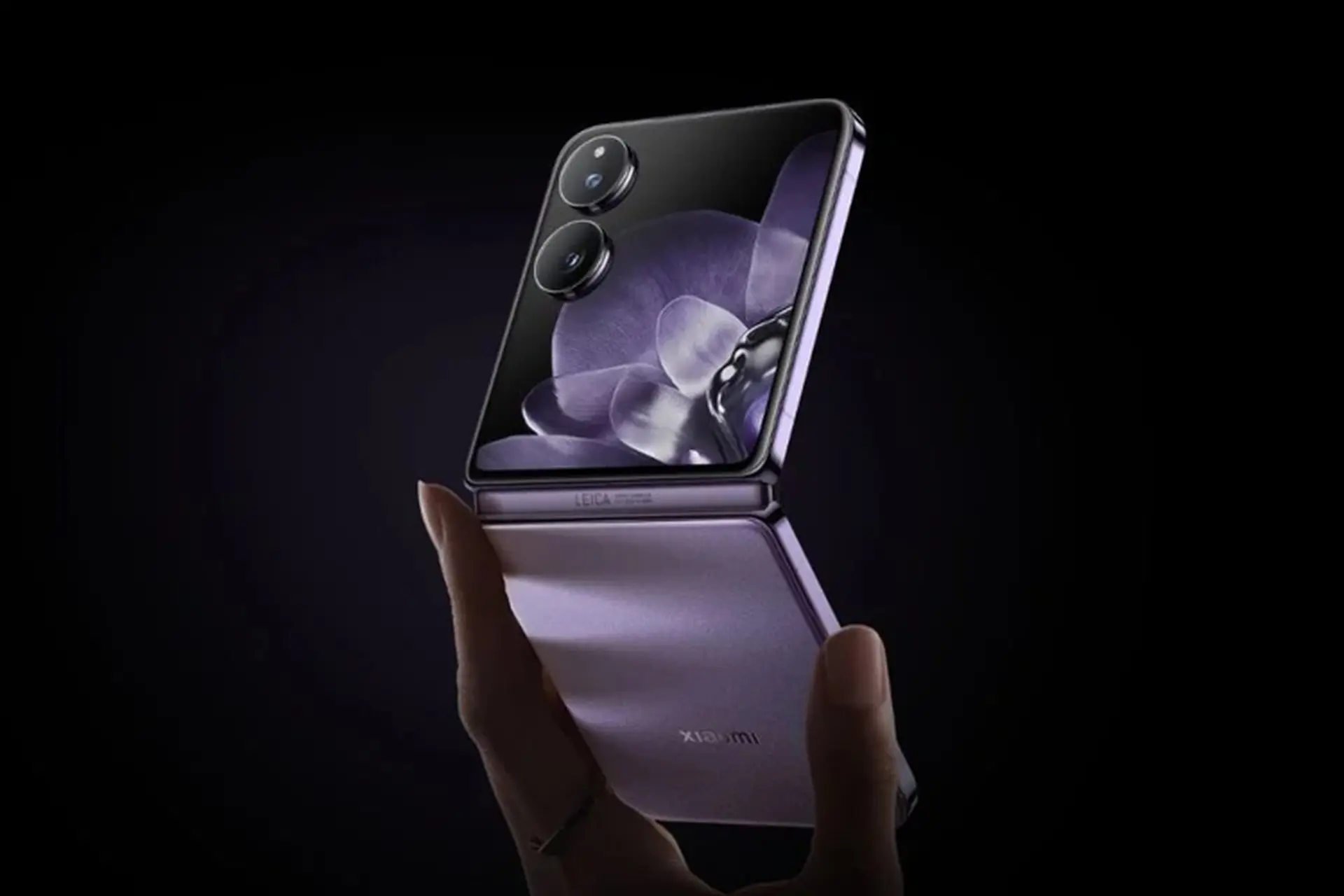 Xiaomi MIX Flip 2 sẽ ra mắt trong tháng này với công nghệ Leica để cạnh tranh Galaxy Z Flip 7