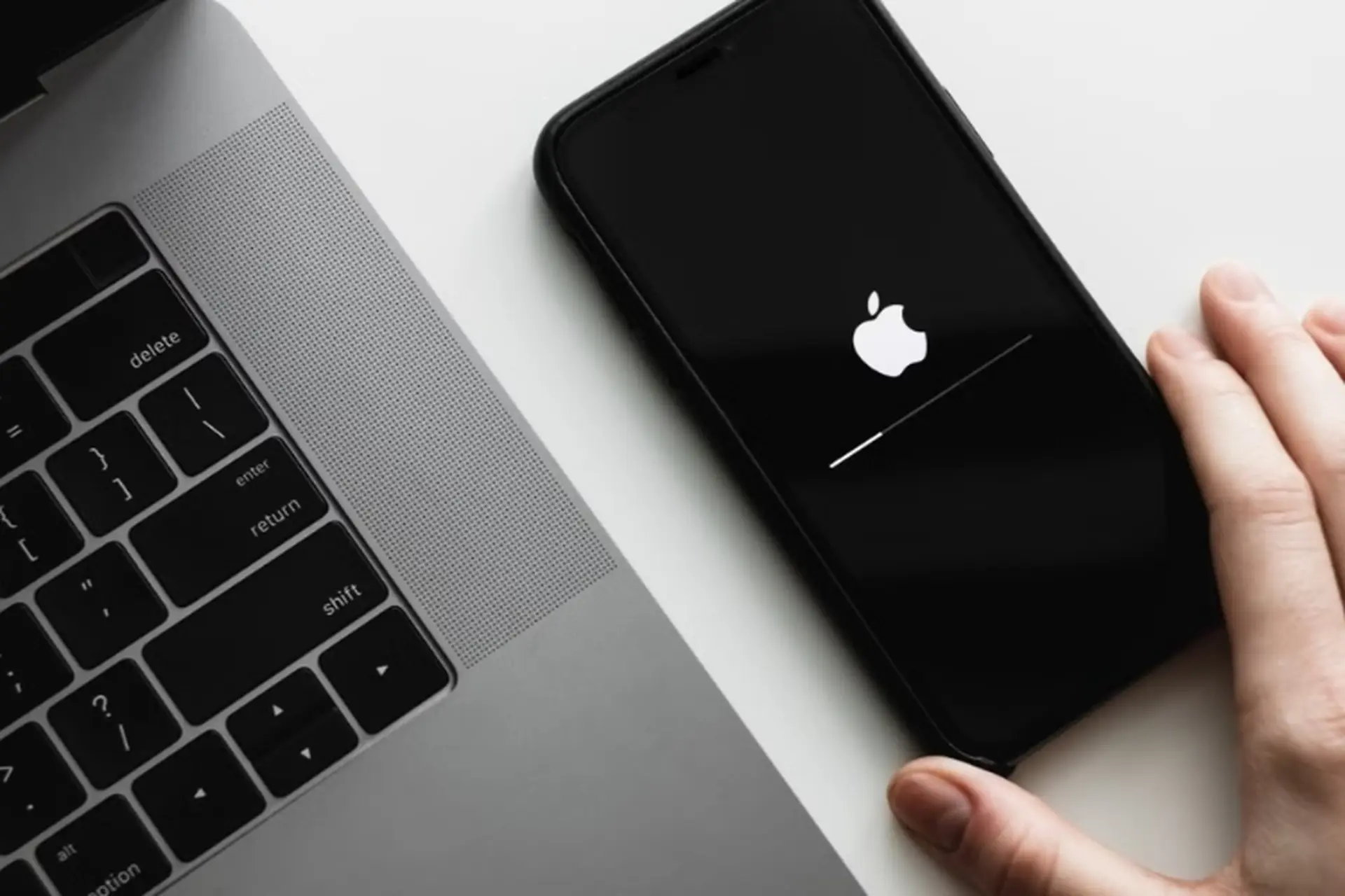 Hướng dẫn cách xóa bản cập nhật iOS trên iPhone và iPad nhanh chóng và dễ thực hiện