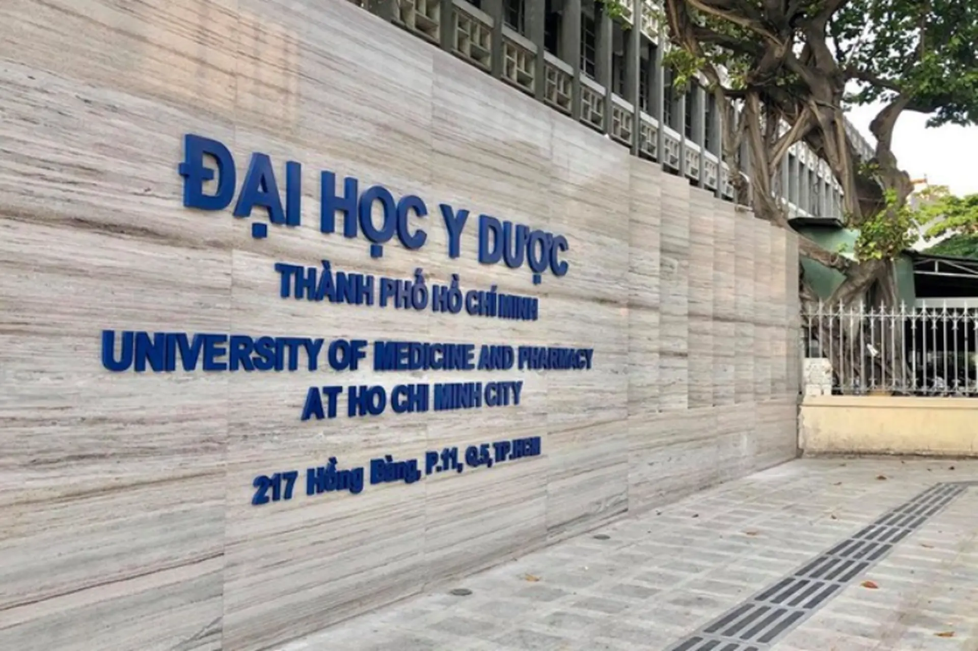 YDS là trường gì? Giải mã Đại học Y Dược TP.HCM - cái nôi đào tạo y khoa hàng đầu