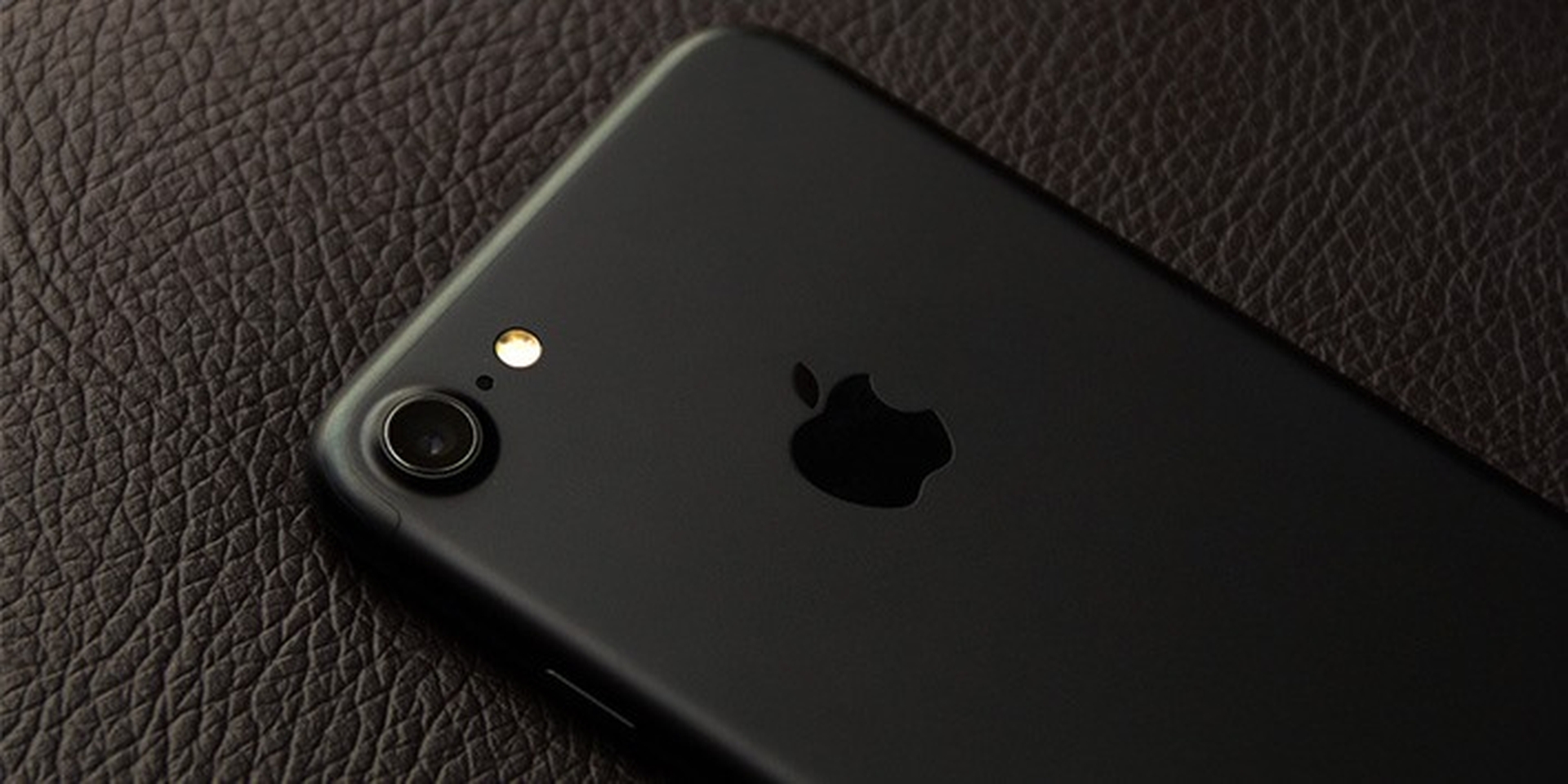 Apple mở bán iPhone "refurbished" với vỏ và pin mới hoàn toàn