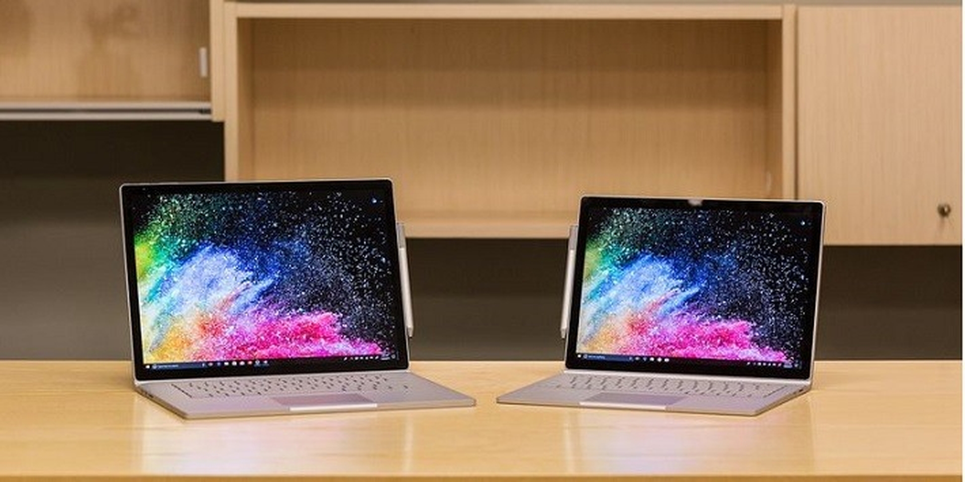Microsoft trình làng Surface Book 2: ‘’Siêu mạnh mẽ’’, ‘’siêu đắt’’