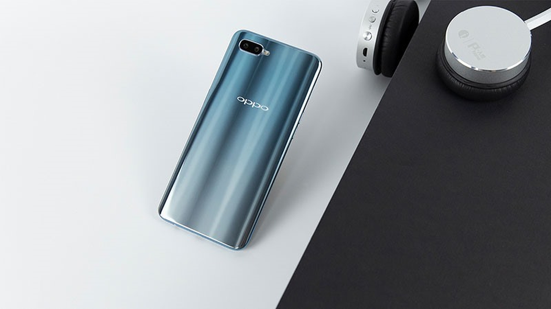Trên tay OPPO R15x: Vân tay trong màn hình, RAM 6GB, camera selfie 25MP