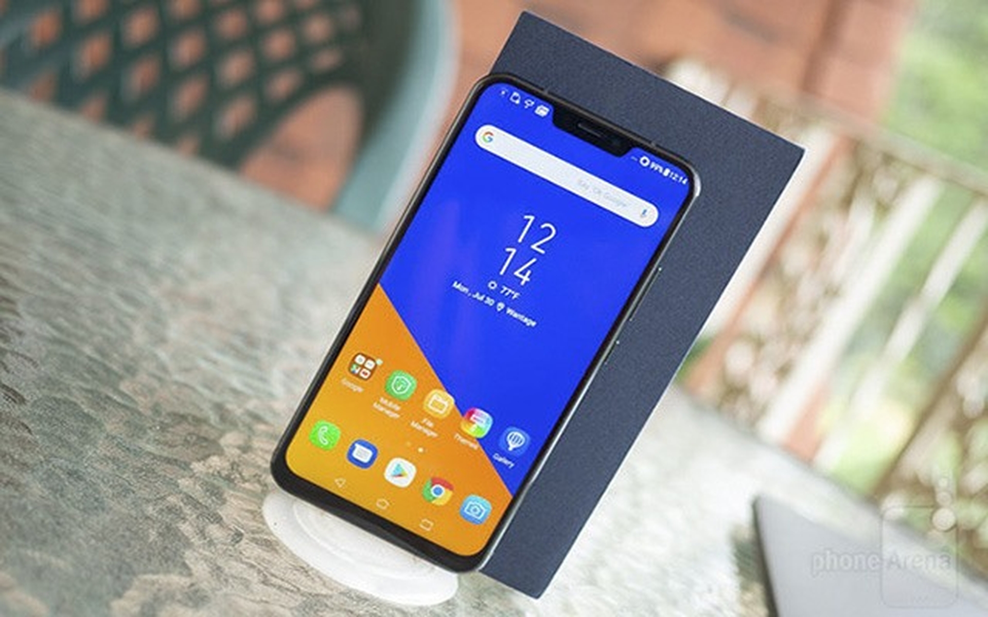 Zenfone 5Z nhận bản cập nhật giúp cải tiến camera, hỗ trợ ảnh RAW