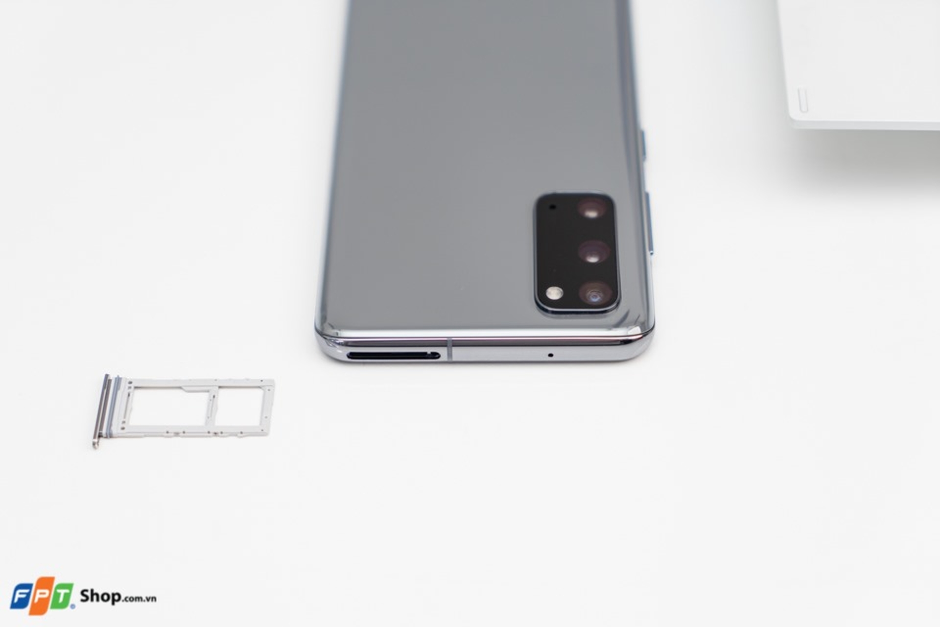 https://fptshop.com.vn/