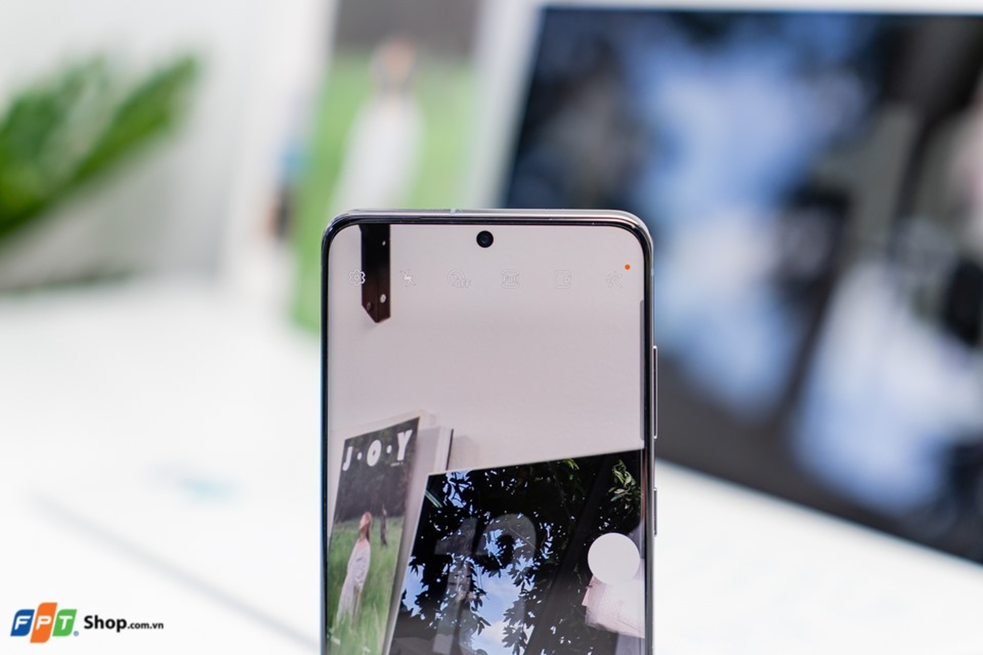 https://fptshop.com.vn/