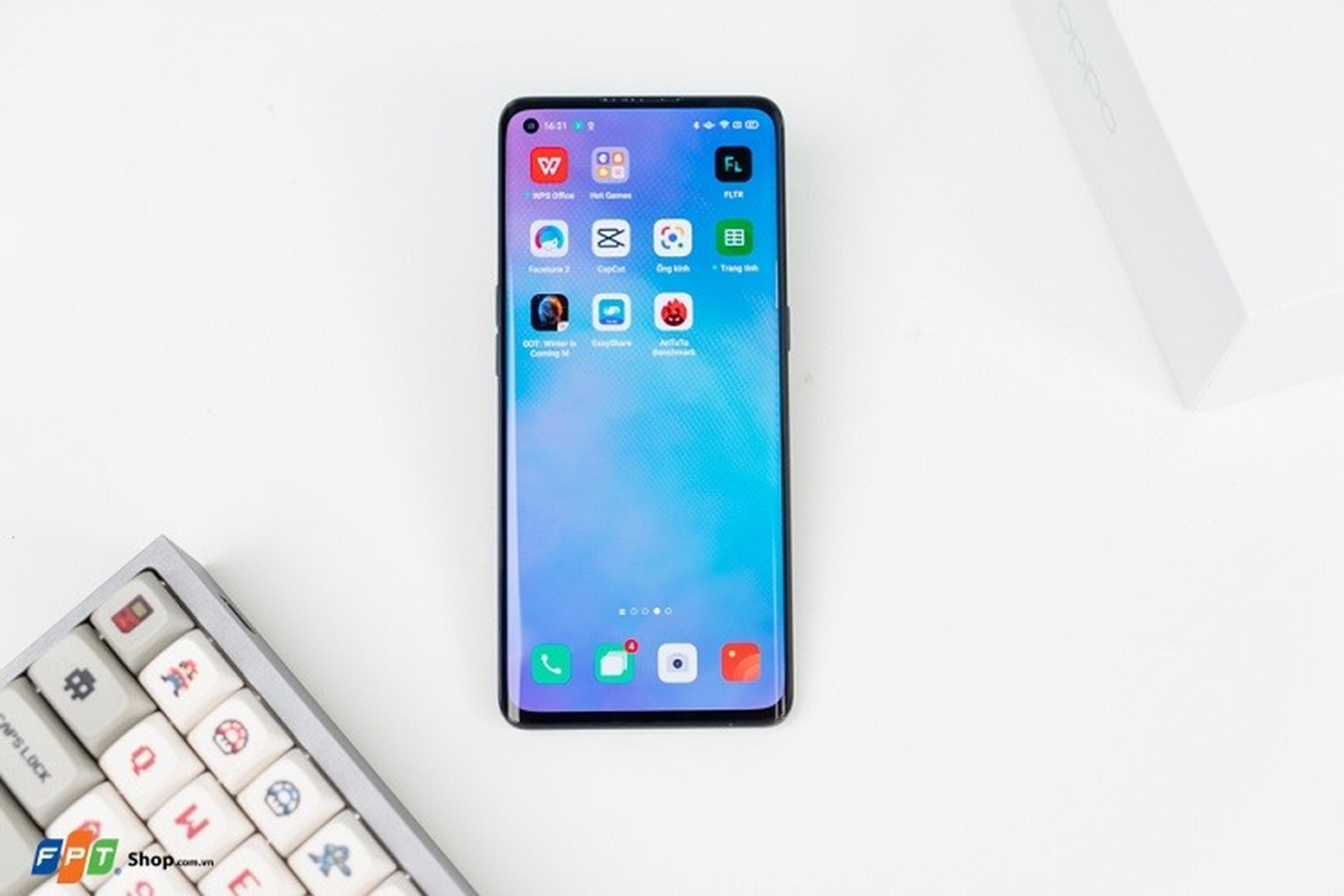 Lý do nào khiến OPPO Reno4 Pro chinh phục người dùng?